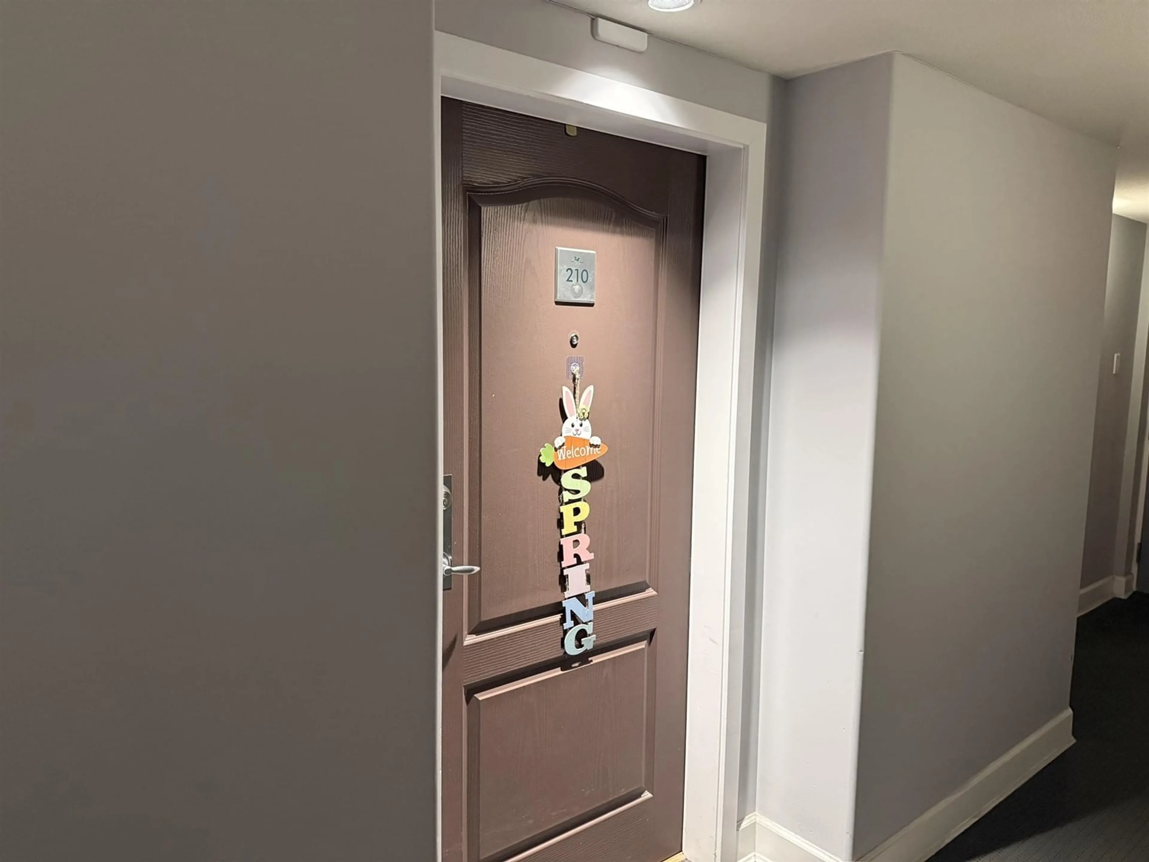 Indoor foyer for 210 - 22022 49, Langley British Columbia V3A3R9