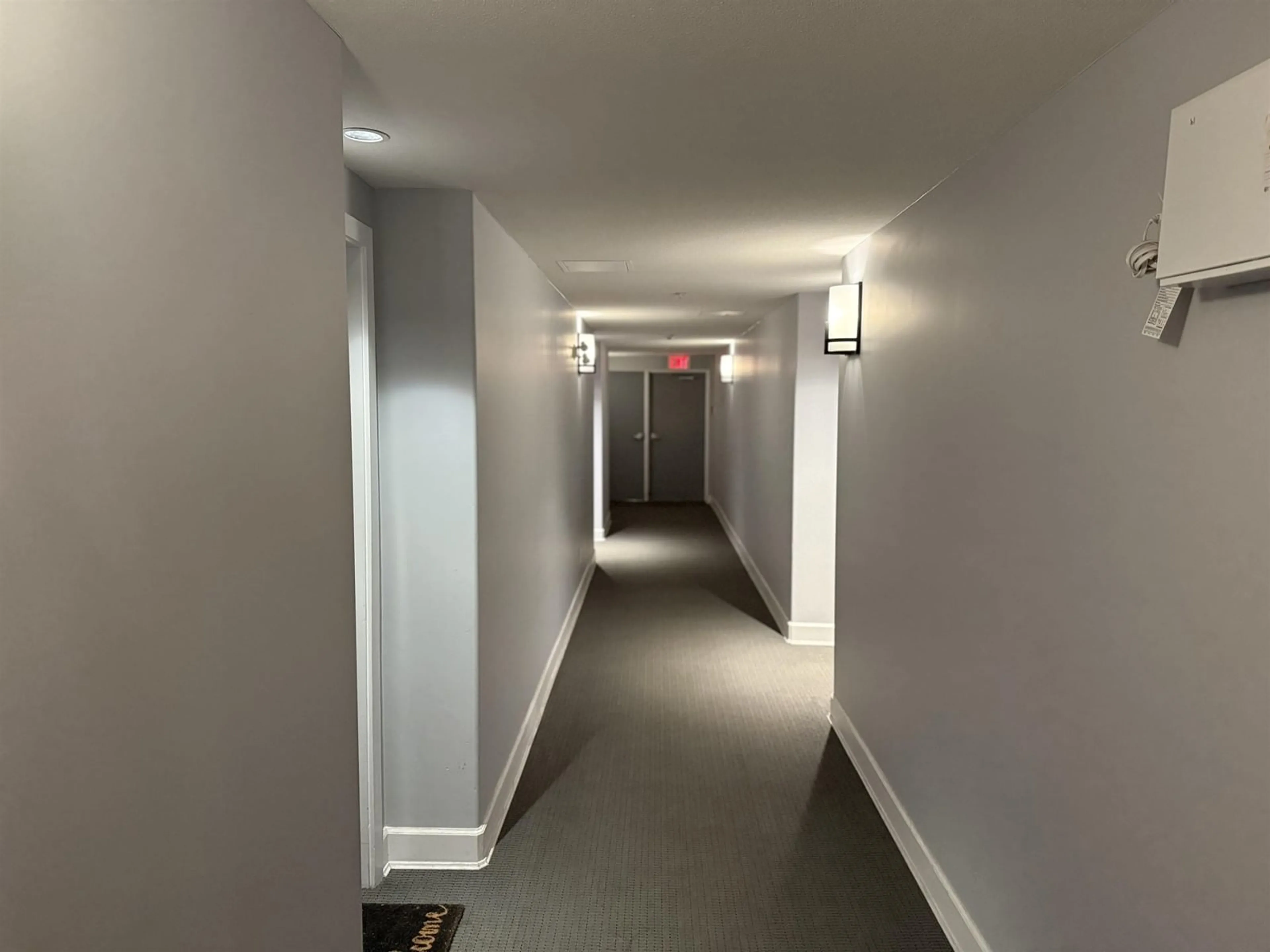 A pic of a room for 210 - 22022 49, Langley British Columbia V3A3R9