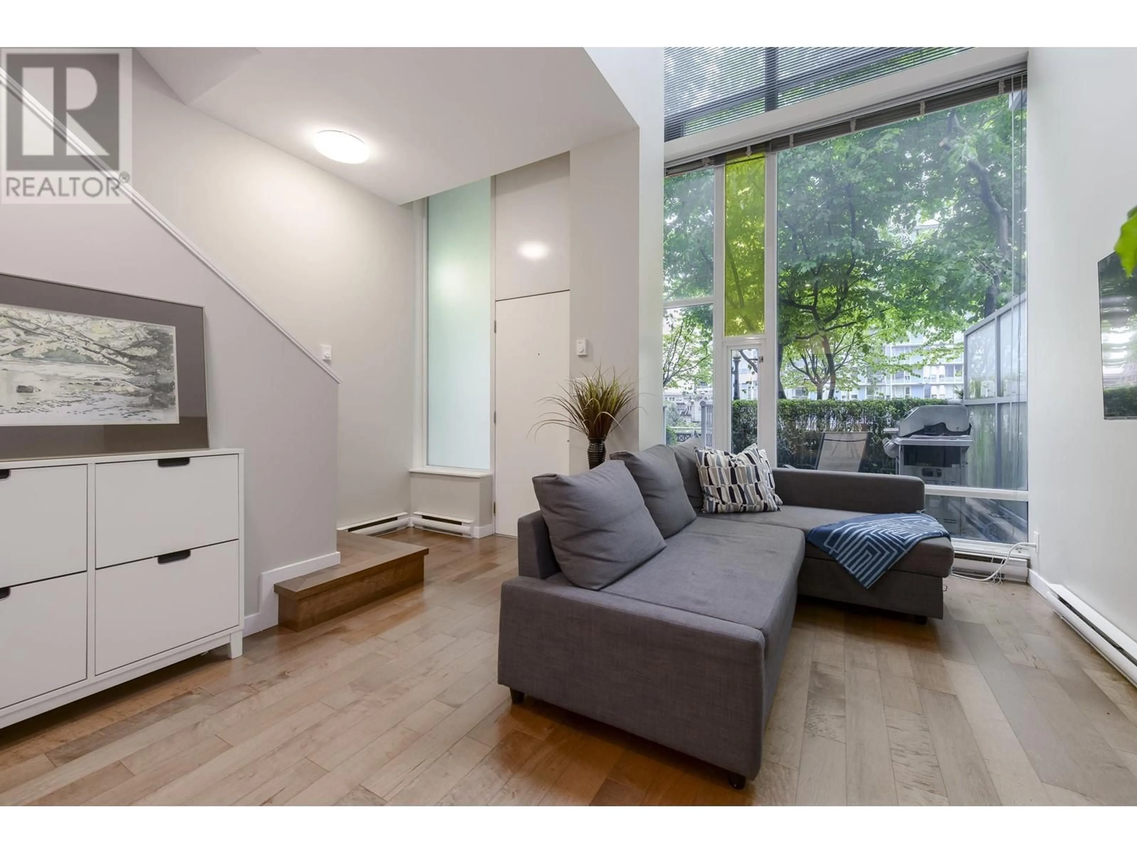 Unknown for 128 DUNSMUIR STREET, Vancouver British Columbia V6B1X7