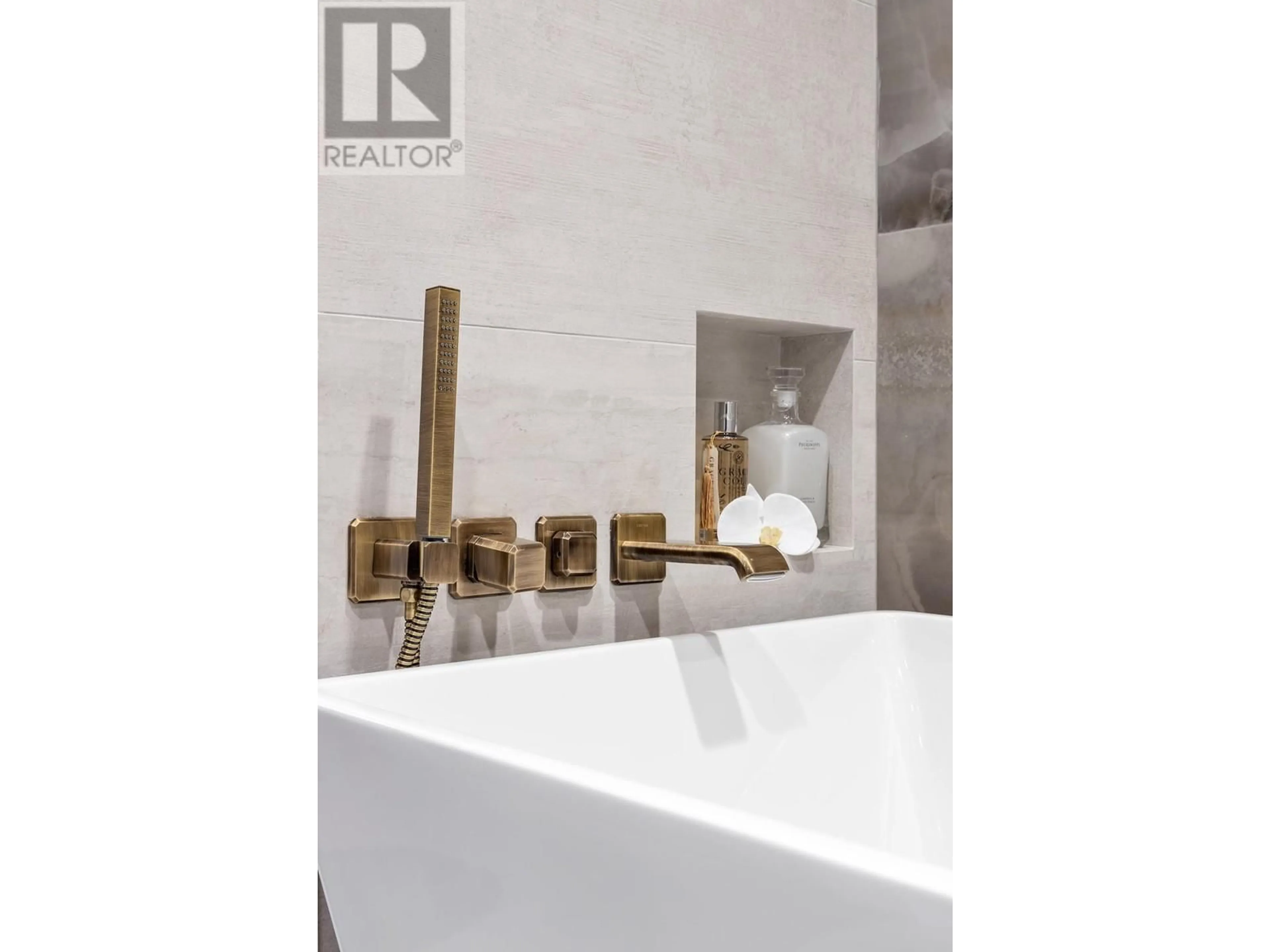Contemporary bathroom, ceramic/tile floor for 705 - 2323 FIR STREET, Vancouver British Columbia V6J5J9