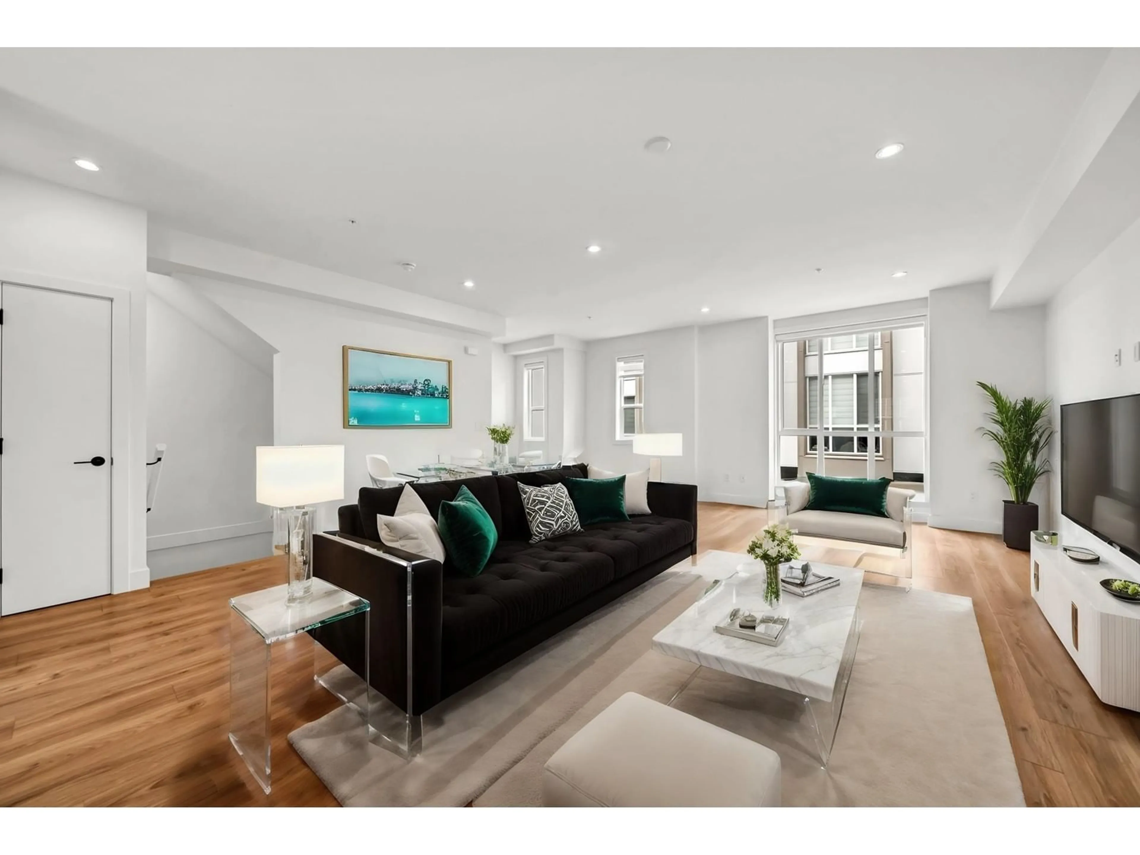 Living room with furniture, unknown for 14 - 7670 207, Langley British Columbia V2Y3N7