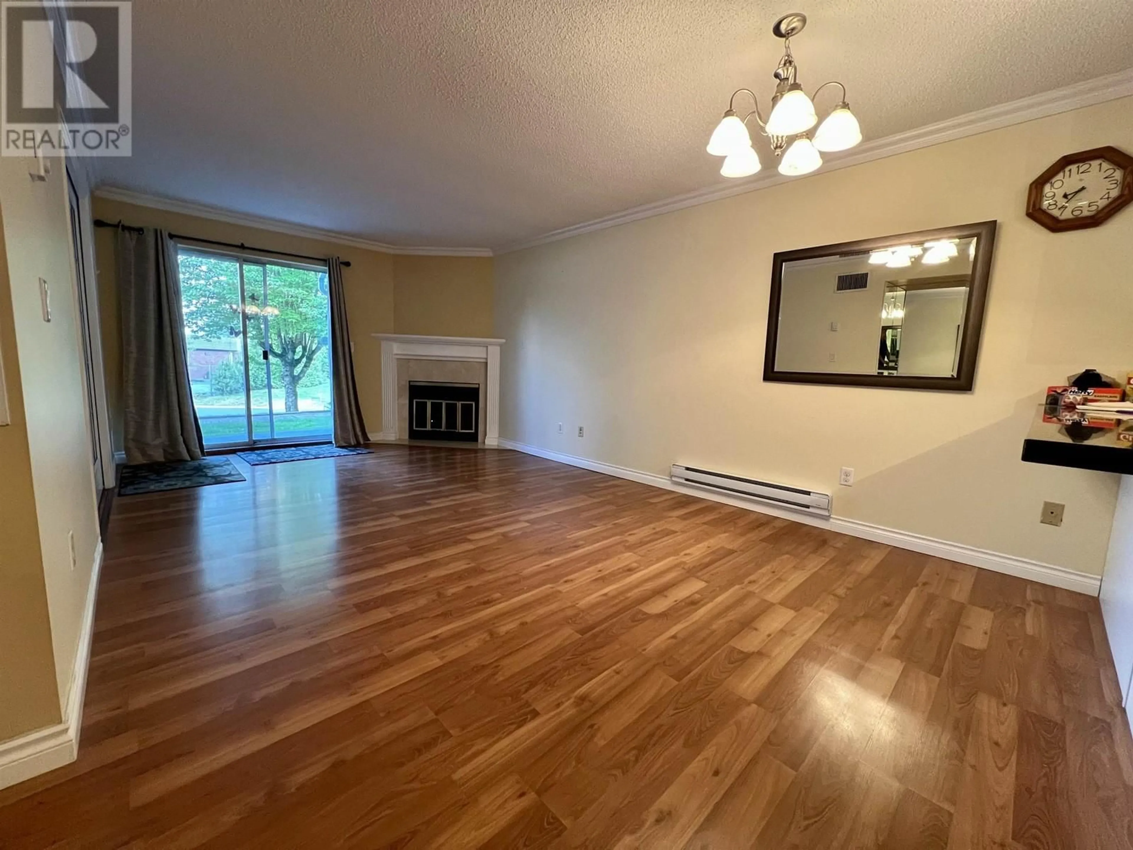 A pic of a room for 117 - 11510 225 STREET, Maple Ridge British Columbia V2X9Y3