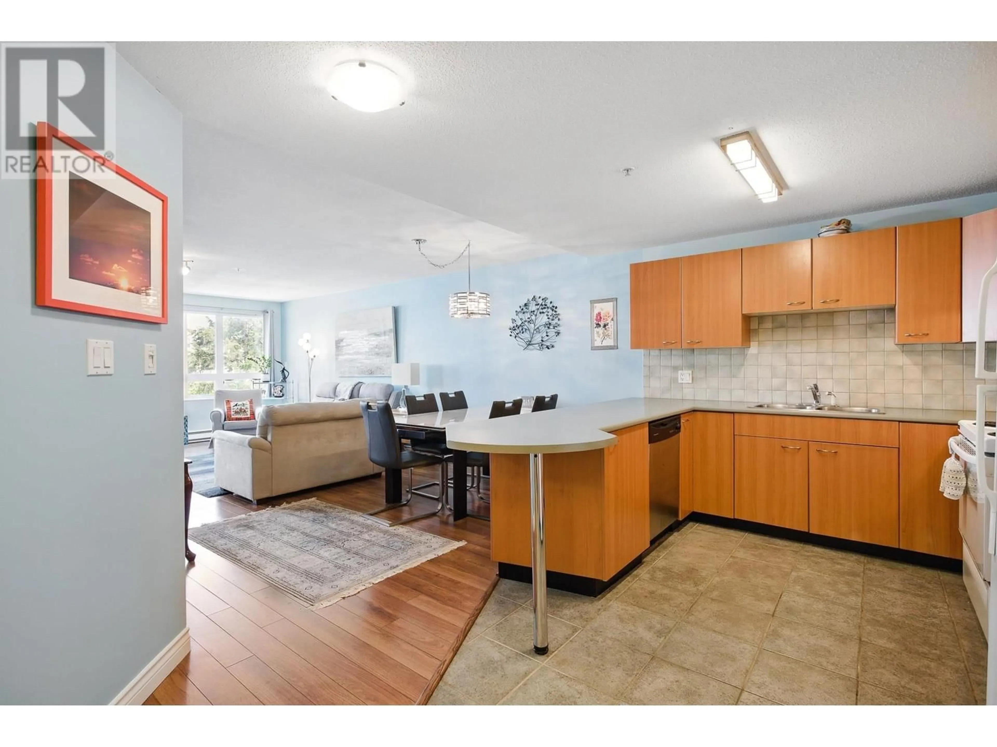 Unknown for 326 - 2099 LOUGHEED HIGHWAY, Port Coquitlam British Columbia V3B1A8