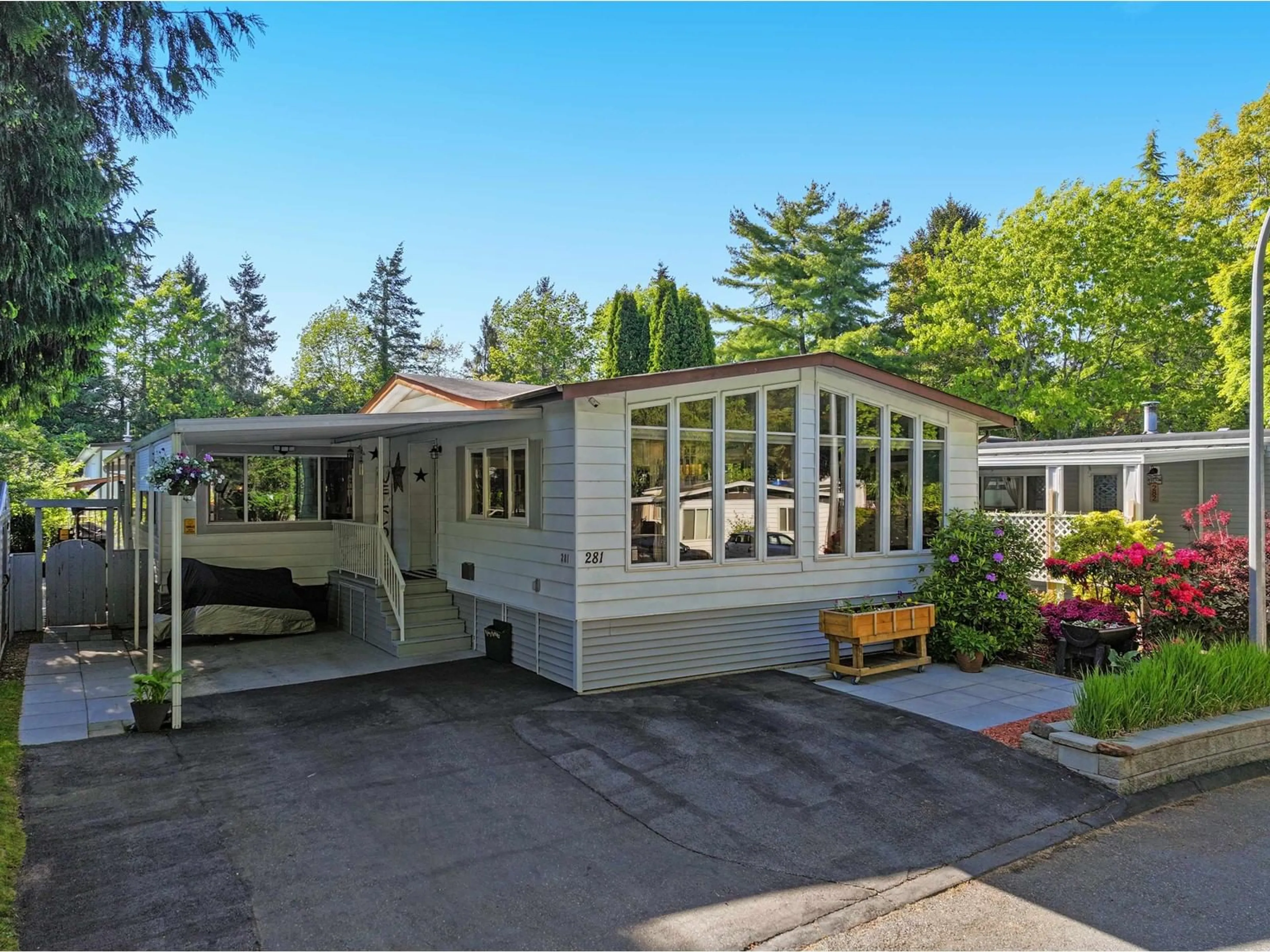 Home with vinyl exterior material, street for 281 - 1840 160, Surrey British Columbia V4A4X4