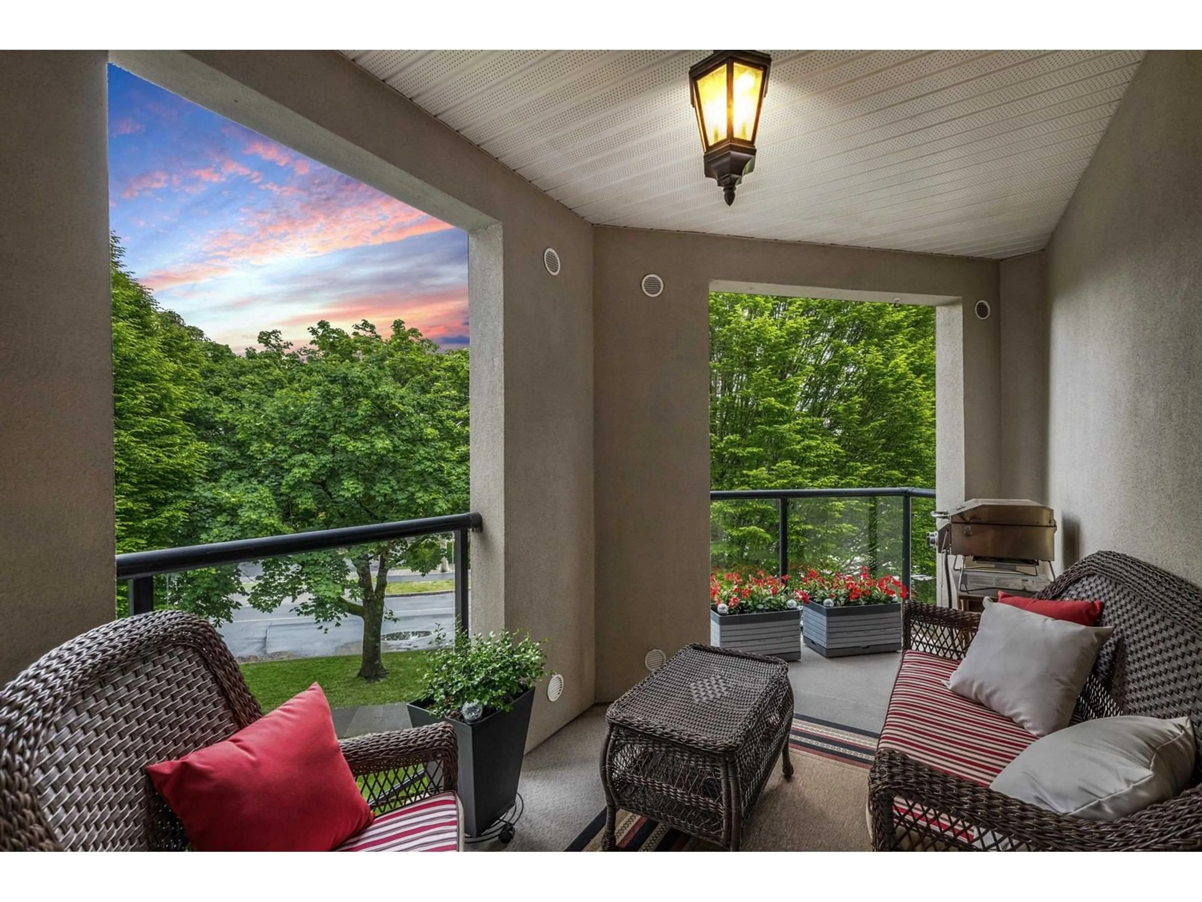 Patio, water/lake/river/ocean view for 311 - 20259 MICHAUD, Langley British Columbia V3A8L1