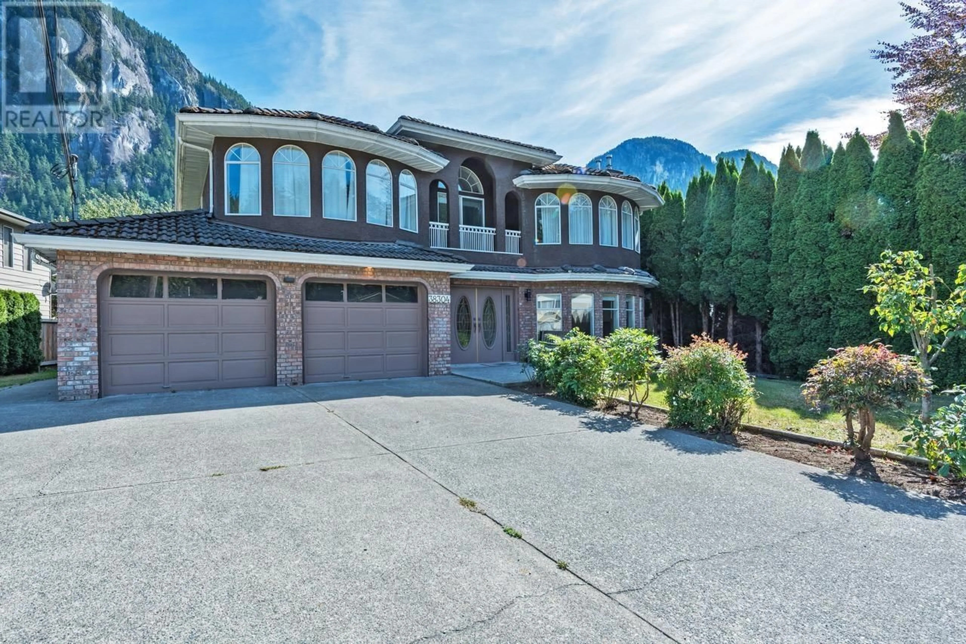 Unknown for 38304 WESTWAY AVENUE, Squamish British Columbia V8B0W6
