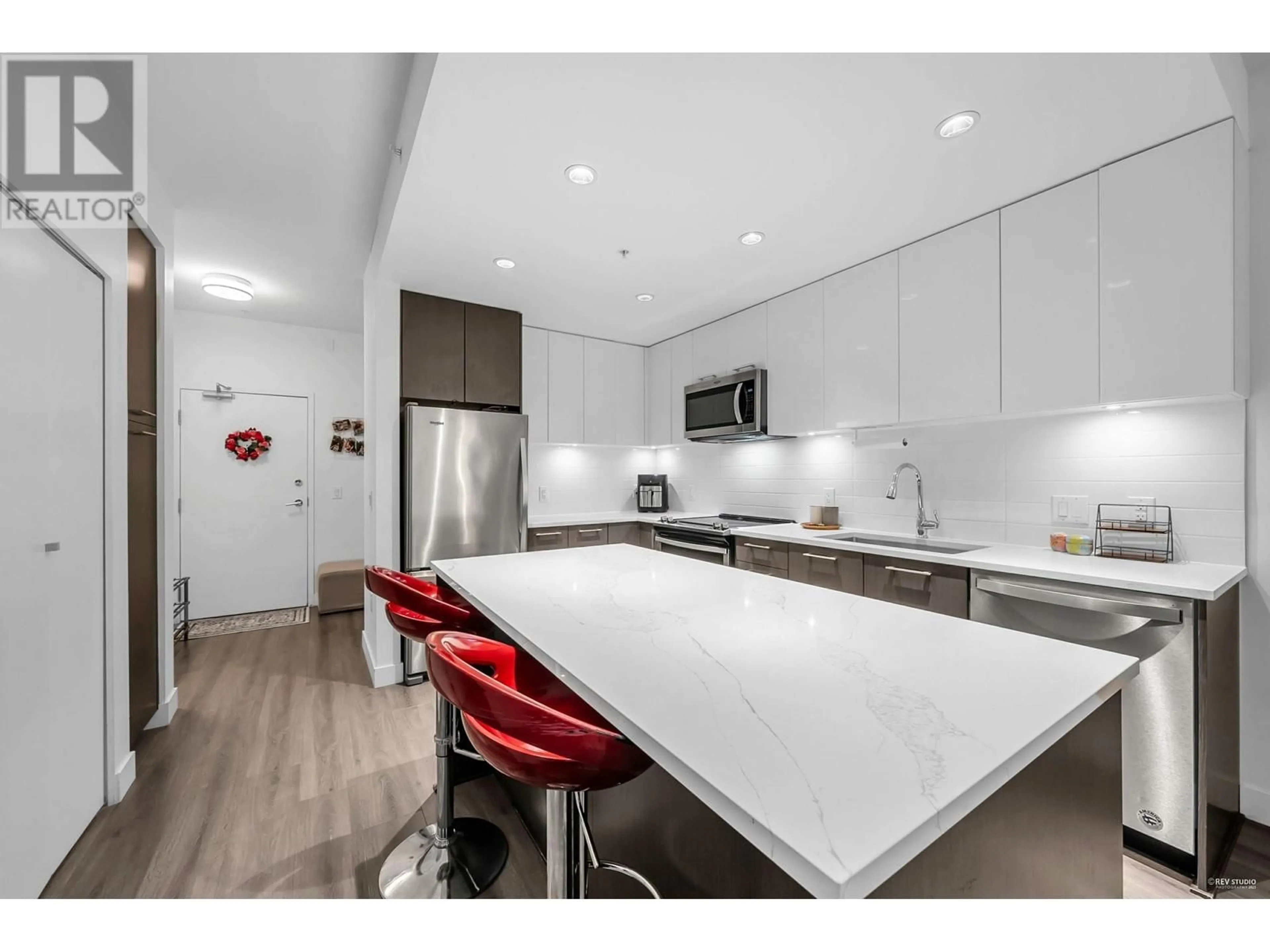 Open concept kitchen, unknown for 106 - 2382 ATKINS AVENUE, Port Coquitlam British Columbia V3C0G7