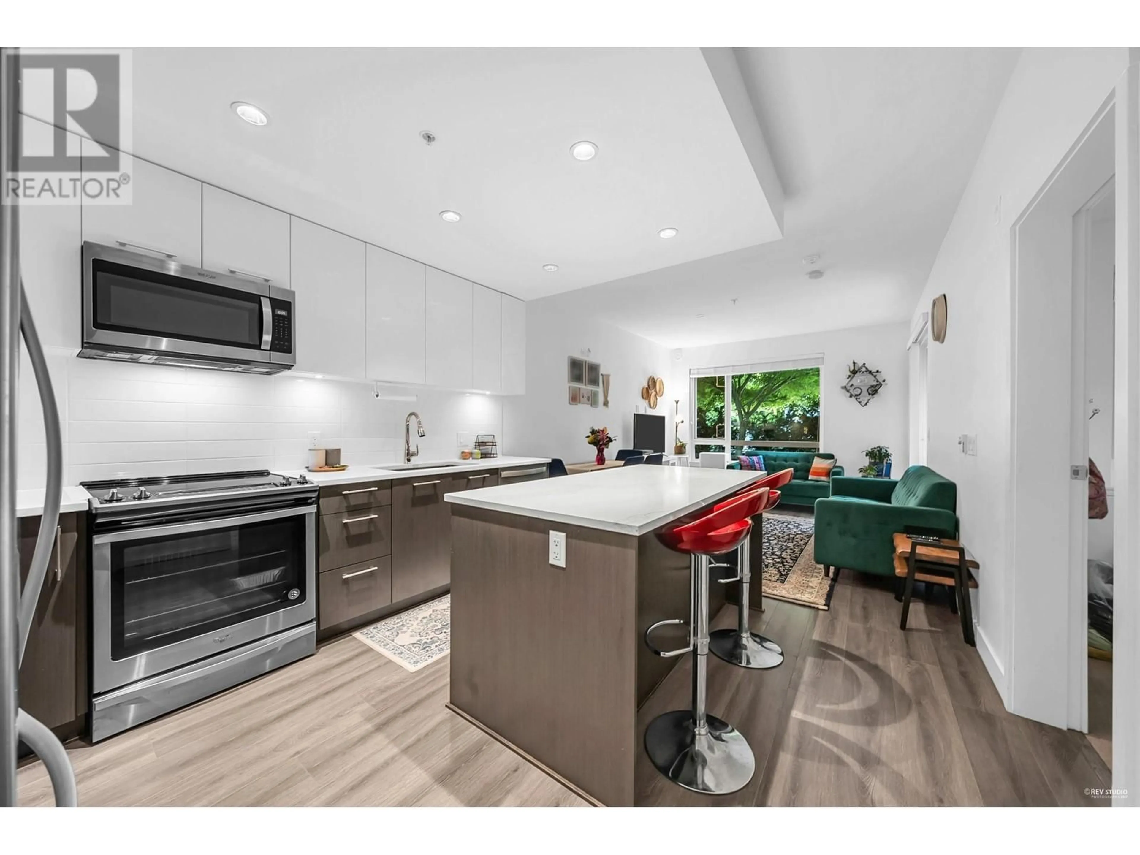 Open concept kitchen, unknown for 106 - 2382 ATKINS AVENUE, Port Coquitlam British Columbia V3C0G7