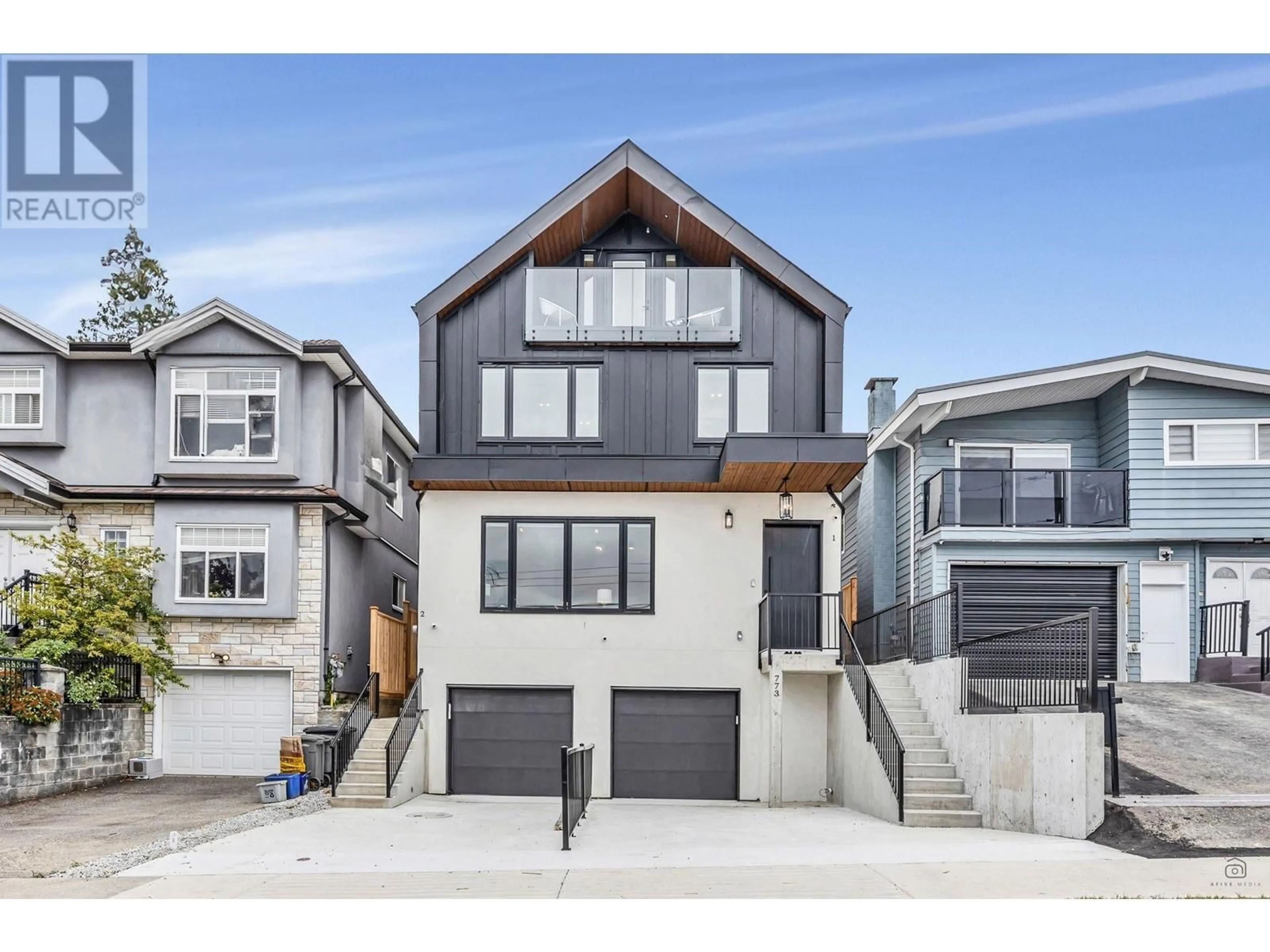 Home with vinyl exterior material, street for 1-773 E 61ST AVENUE, Vancouver British Columbia V5X2C1