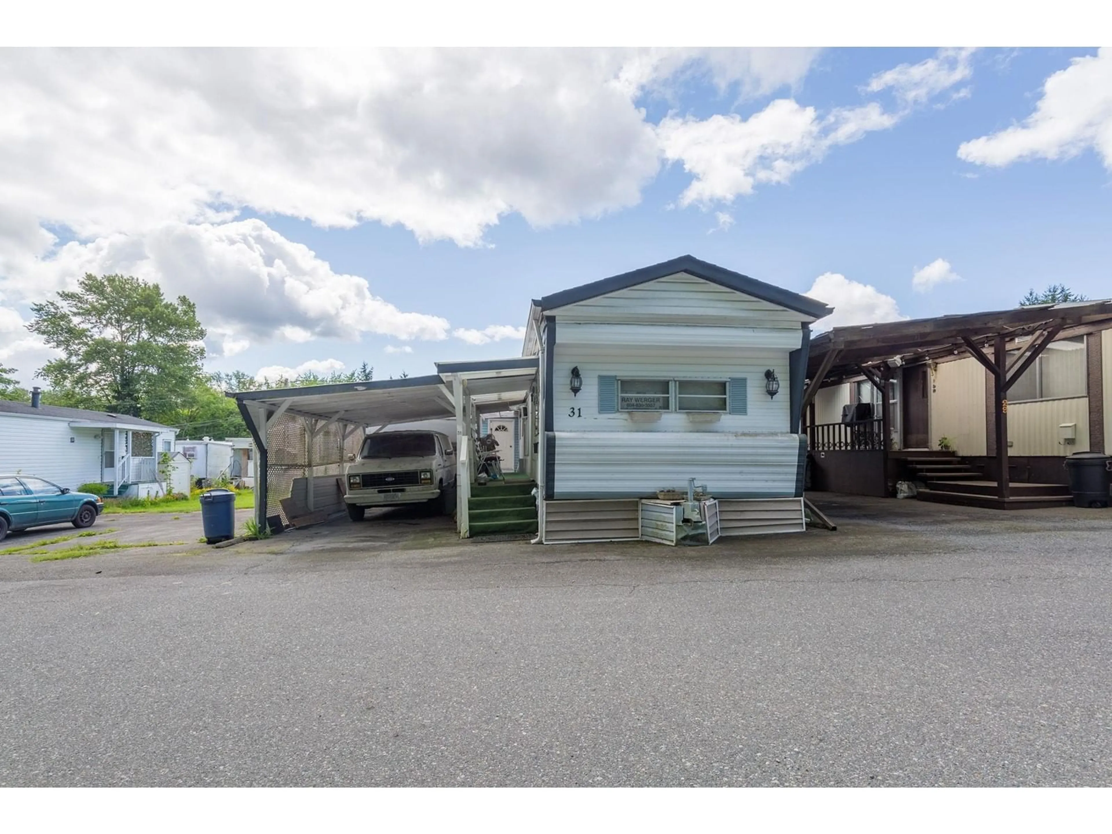 Unknown for 31 - 8266 KING GEORGE, Surrey British Columbia V3W5C2