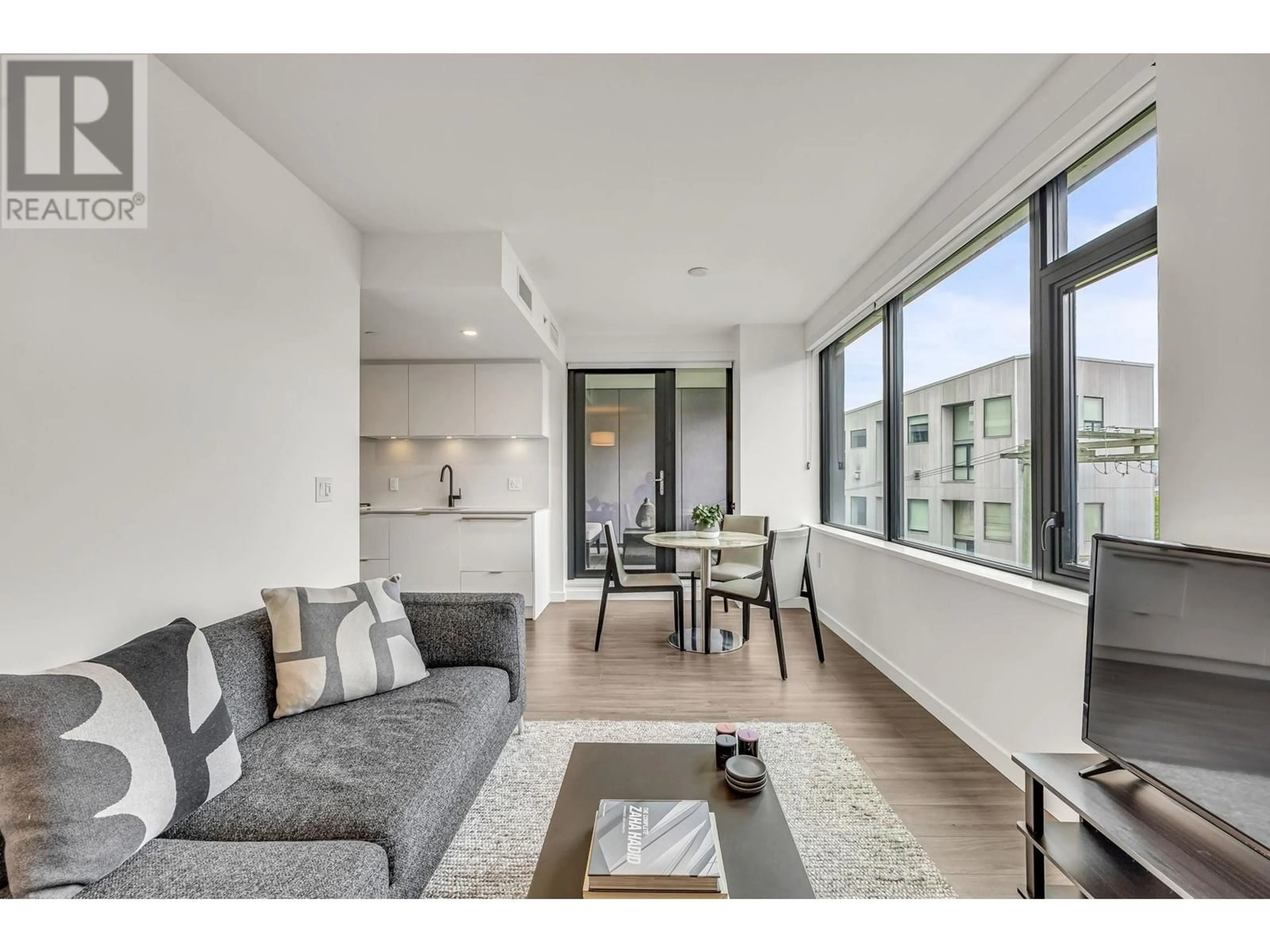 Living room with furniture, unknown for 604 - 210 5TH AVENUE, Vancouver British Columbia V5T0K1