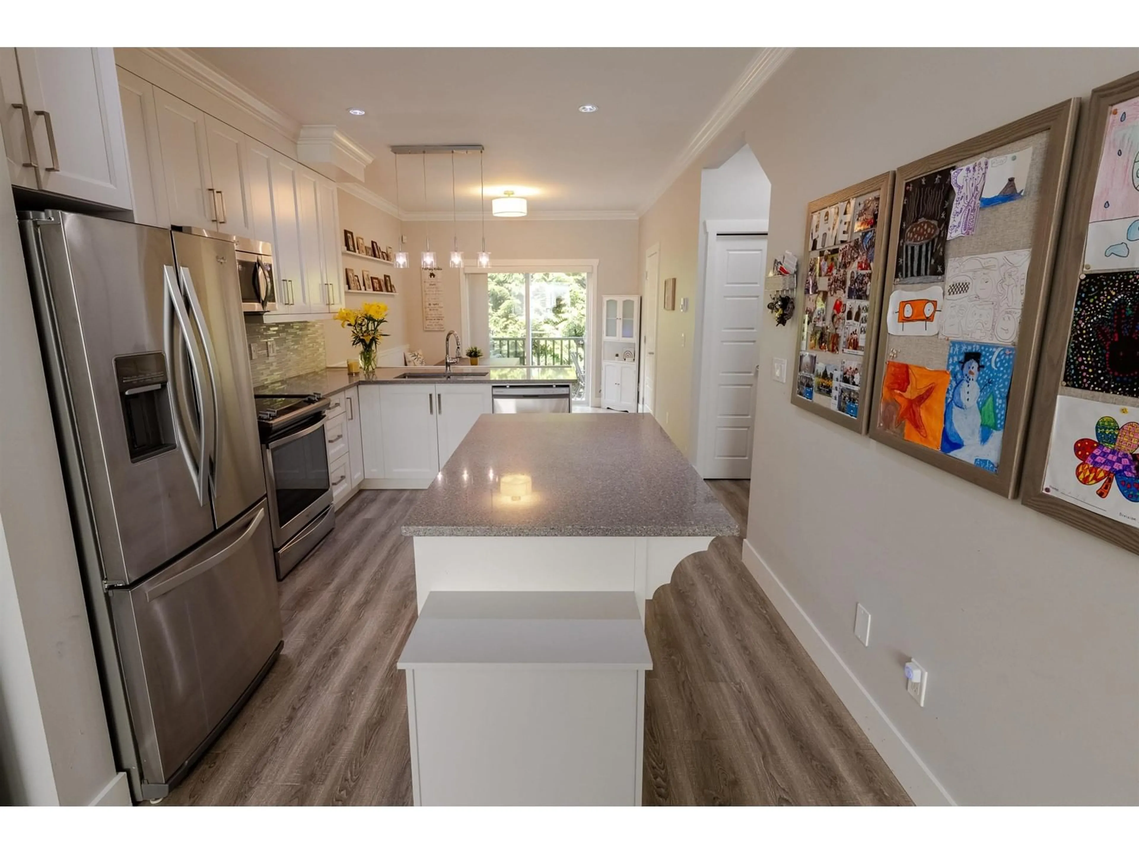 Open concept kitchen, unknown for 11 - 8747 162, Surrey British Columbia V4N6R1