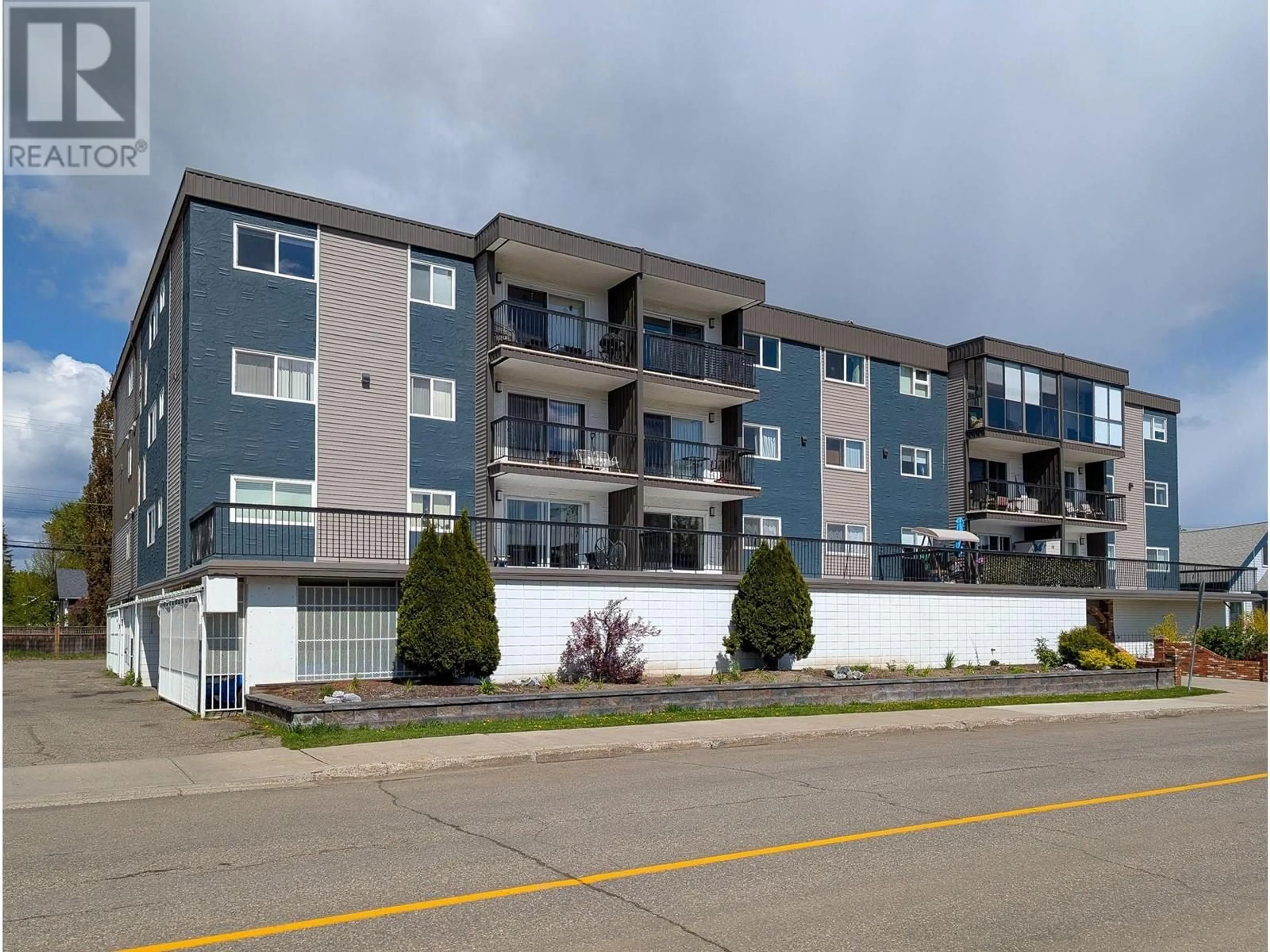 Unknown for 104 - 1654 10TH AVENUE, Prince George British Columbia V2L3S4