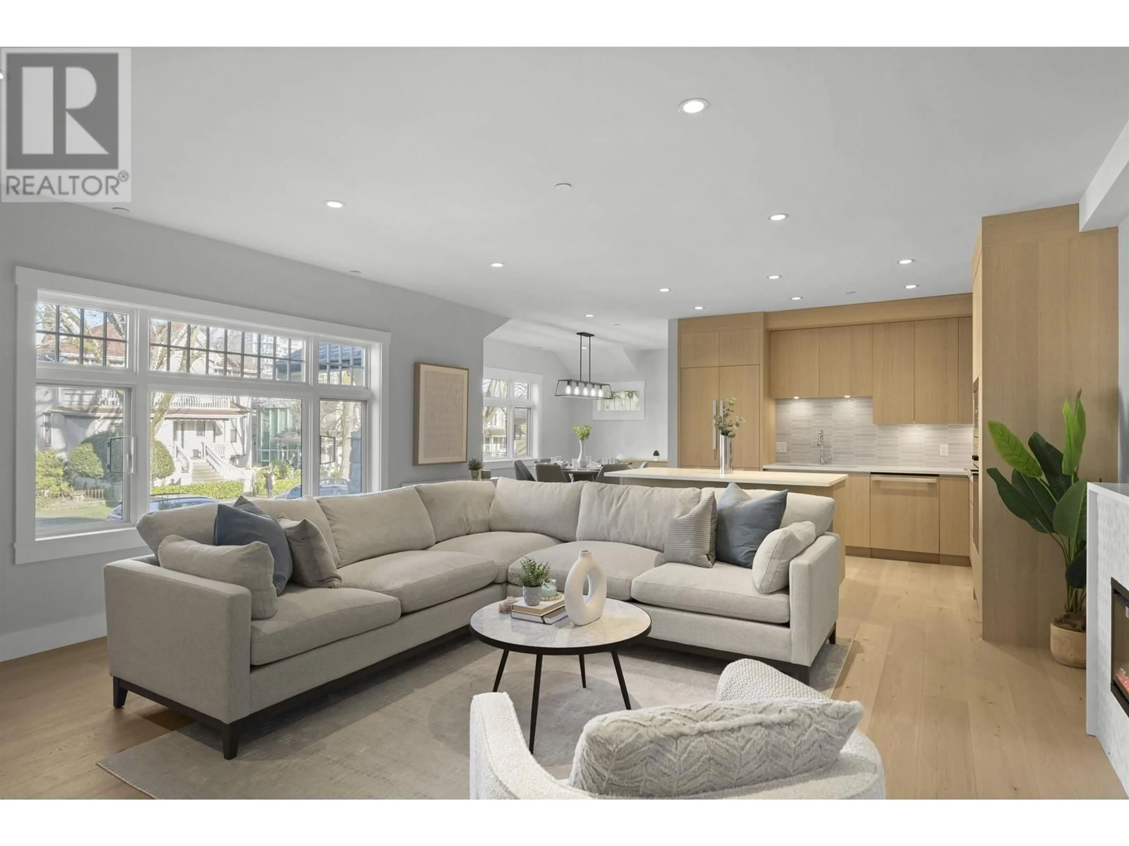 Living room with furniture, unknown for 1060 15 TH AVENUE, Vancouver British Columbia V6H1R6
