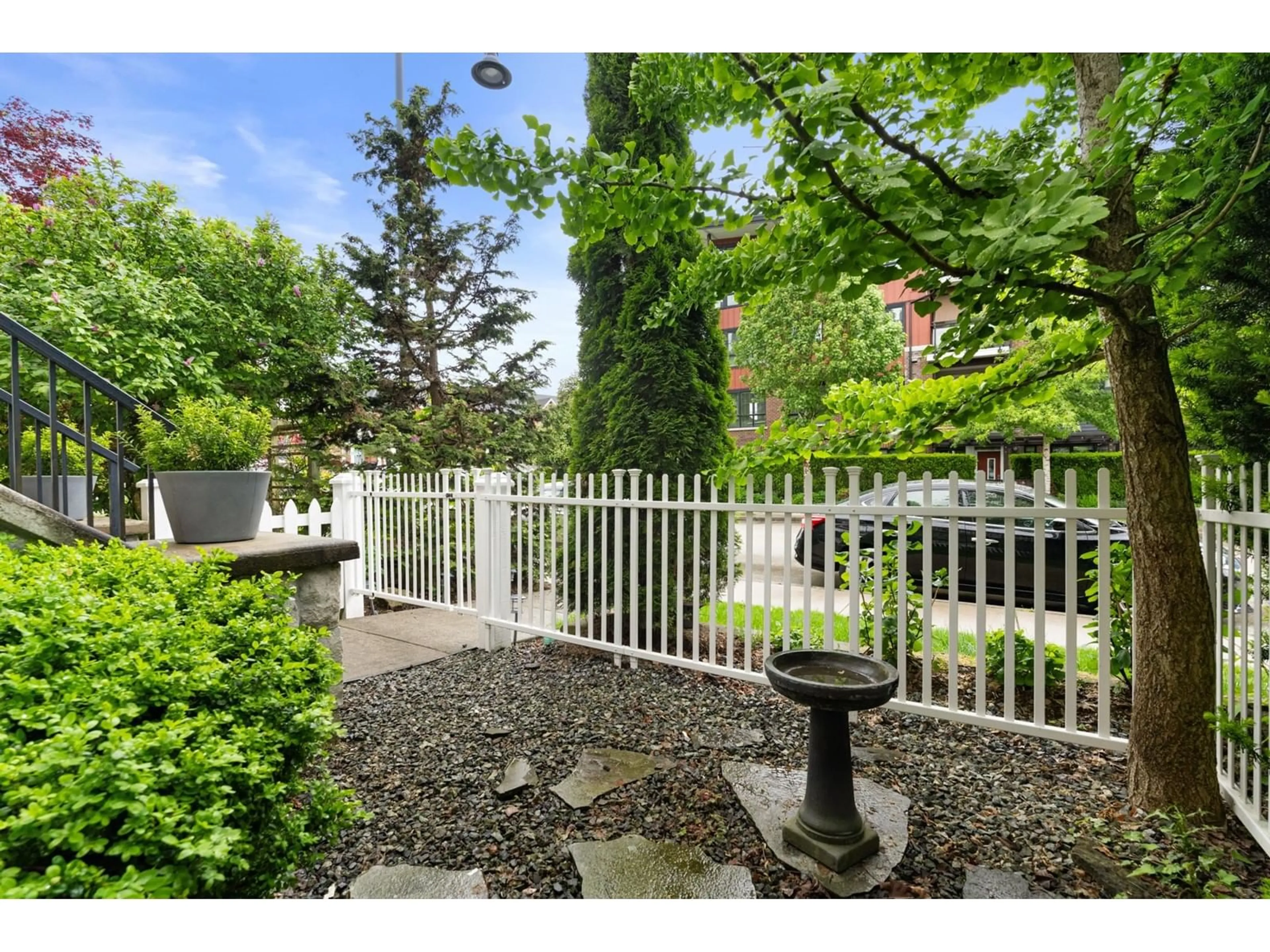 Patio, street for 23168 BILLY BROWN, Langley British Columbia V1M4G1