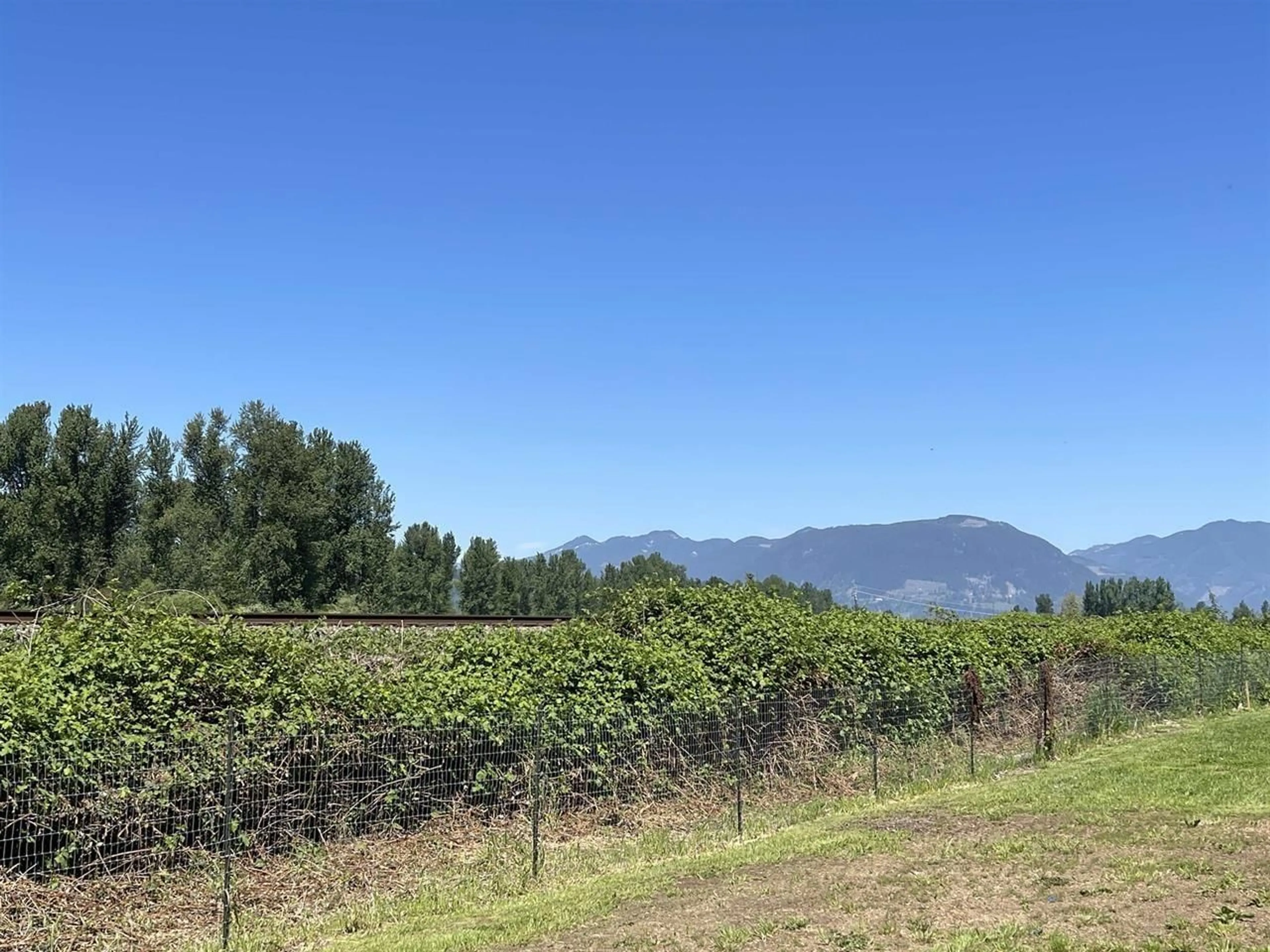 Unknown for 6002 GLADWIN, Abbotsford British Columbia V4X1V9