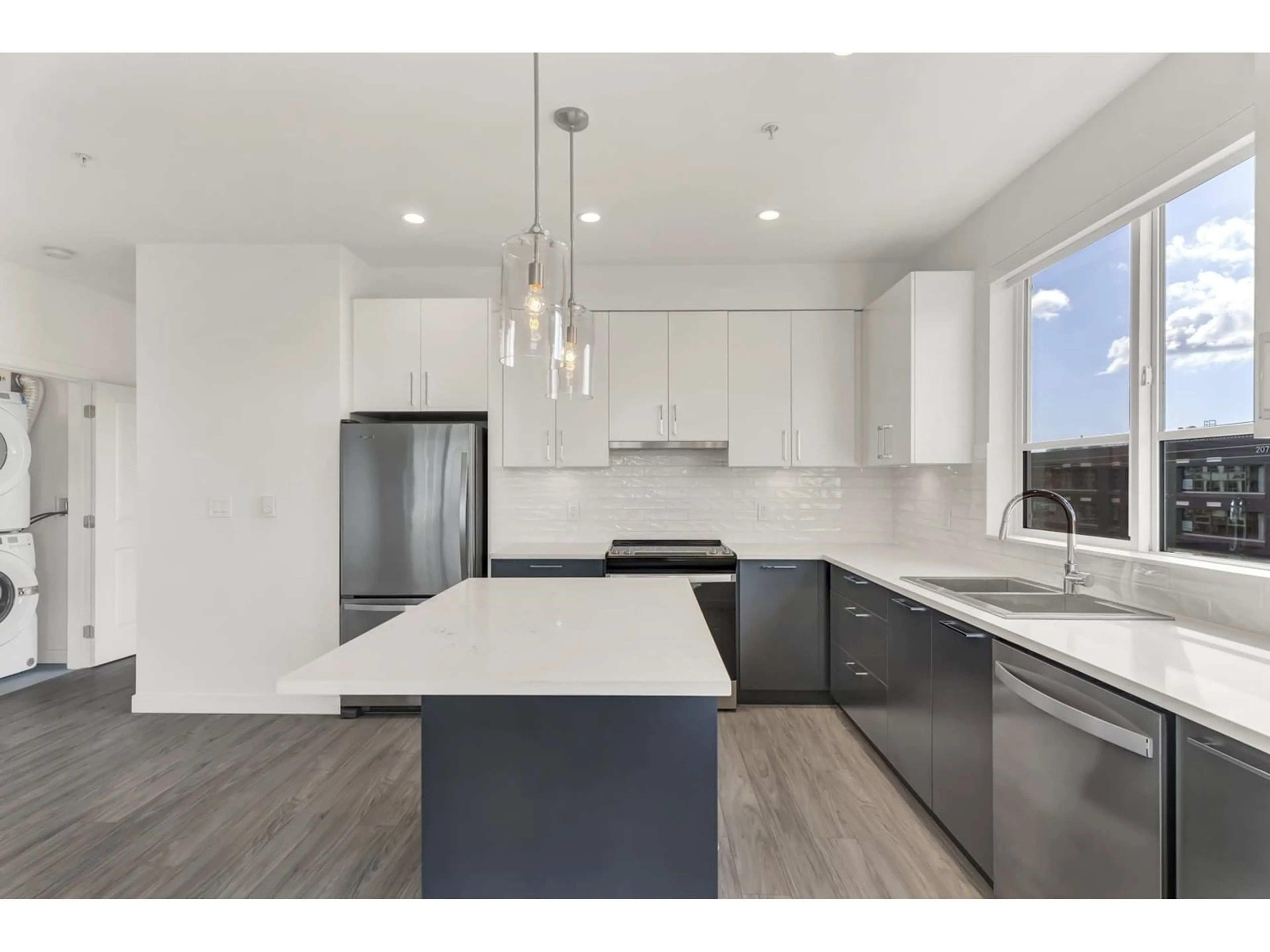 Open concept kitchen, unknown for A409 - 20834 80, Langley British Columbia V2Y2C8
