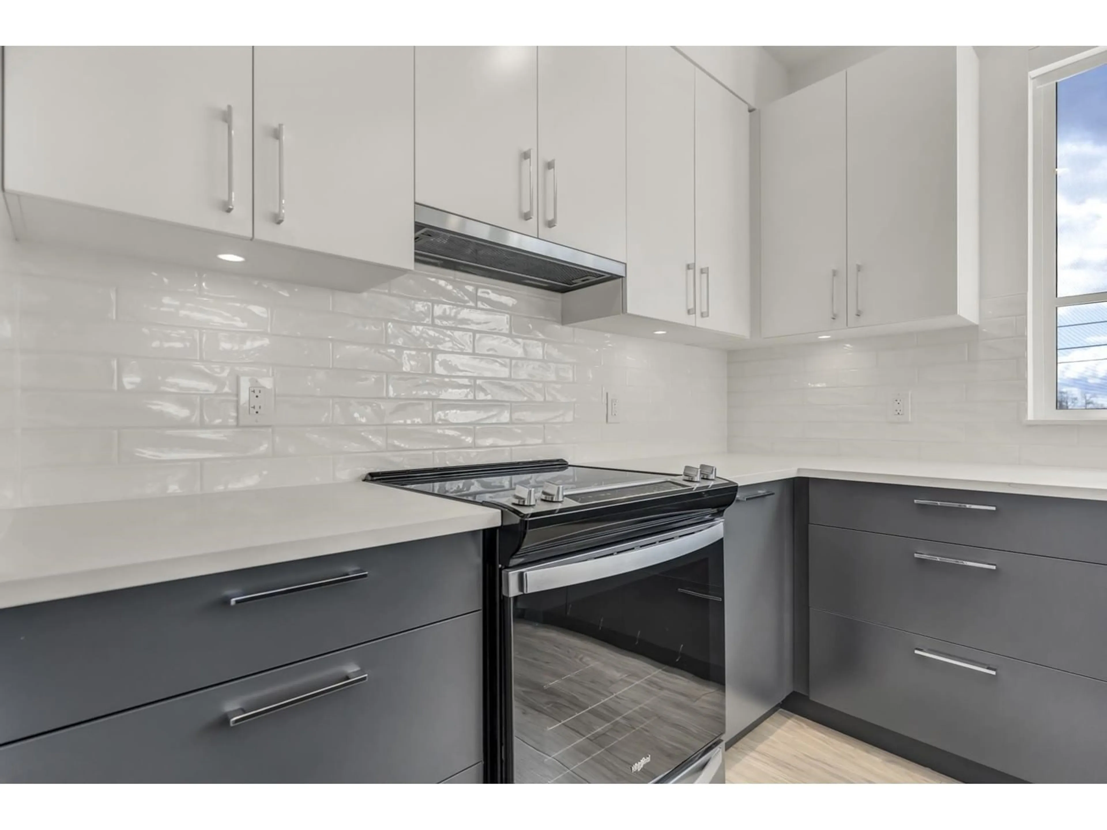 Standard kitchen, ceramic/tile floor for A409 - 20834 80, Langley British Columbia V2Y2C8