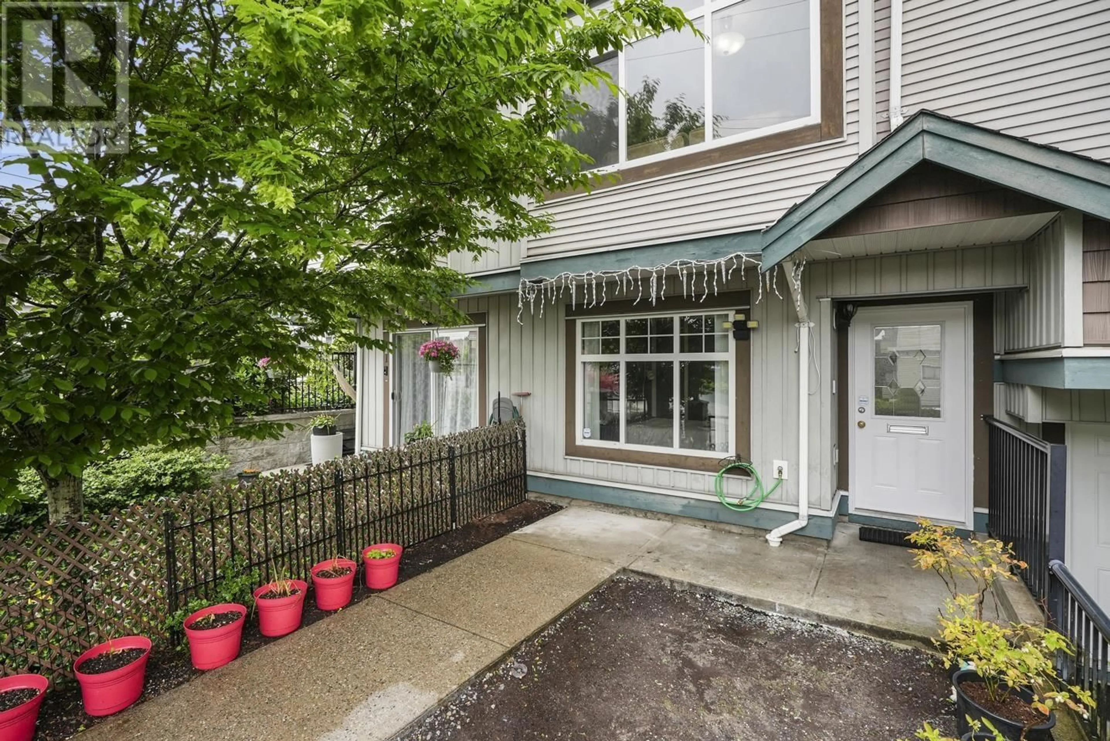 Patio, street for 2 - 22466 NORTH AVENUE, Maple Ridge British Columbia V2X9V8