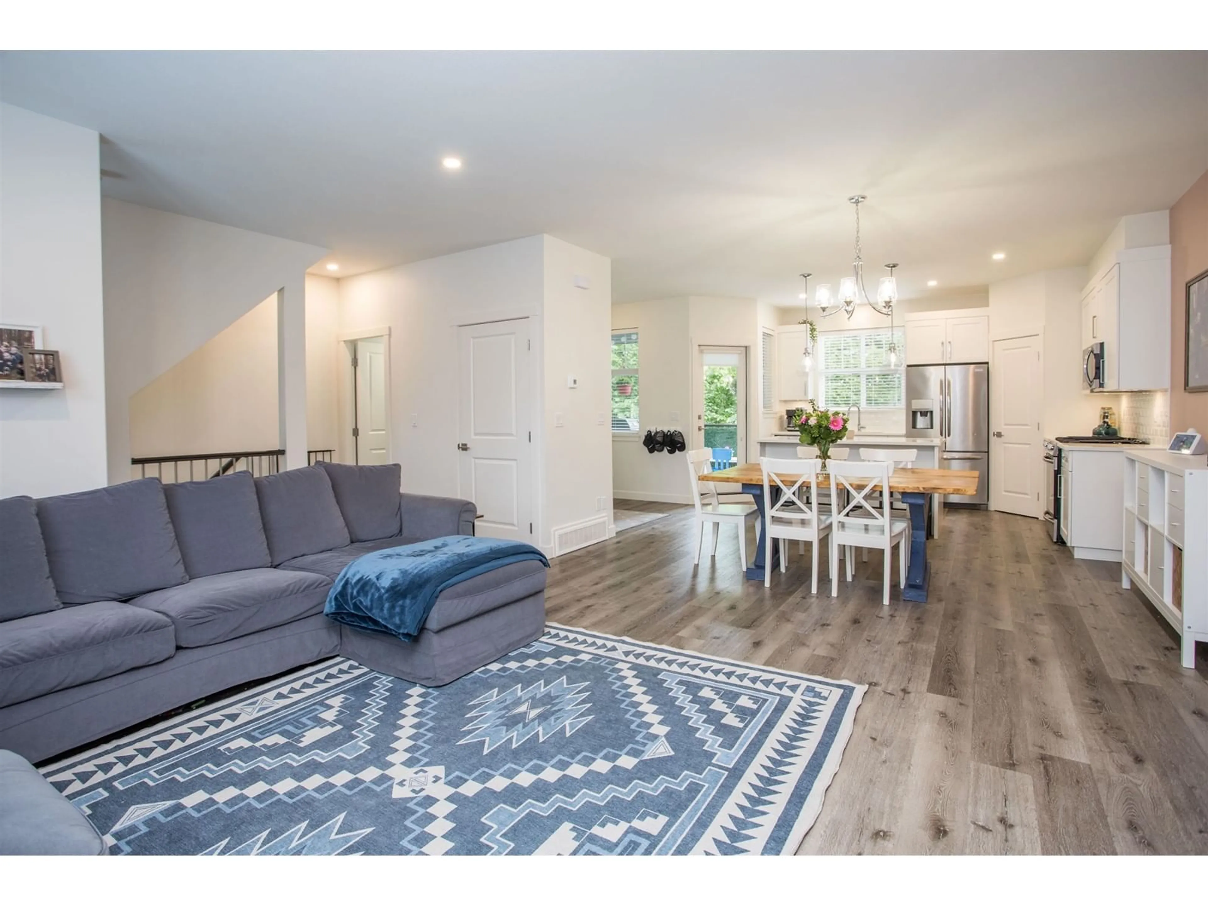 Open concept kitchen, wood/laminate floor for 52 - 7740 GRAND, Mission British Columbia V2V0H4