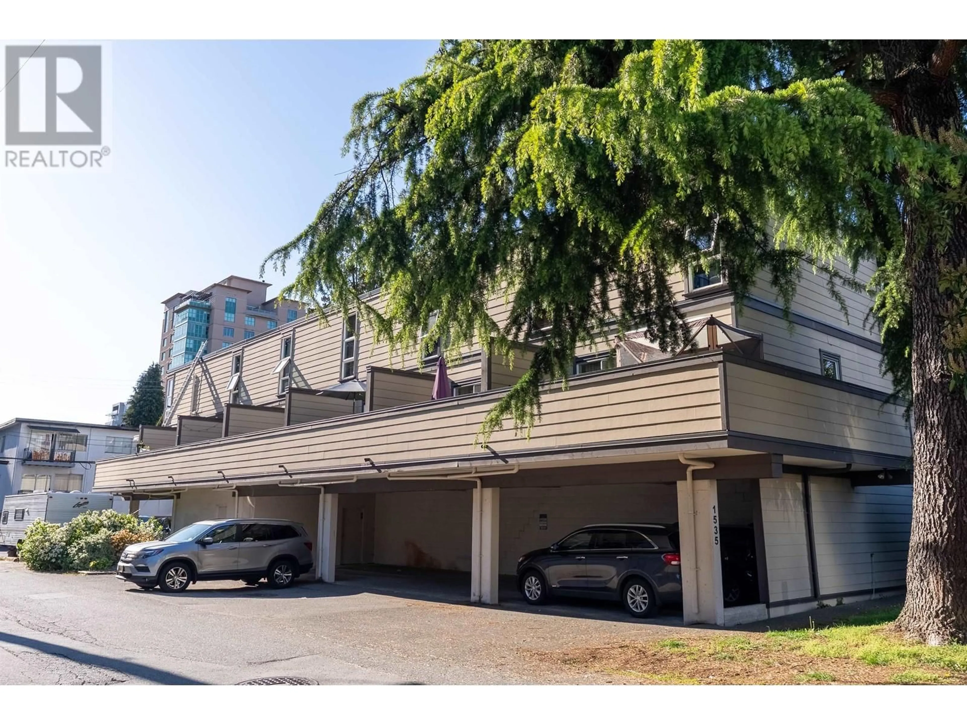 Parking for 5 - 1535 ST. GEORGES AVENUE, North Vancouver British Columbia V7L3J6
