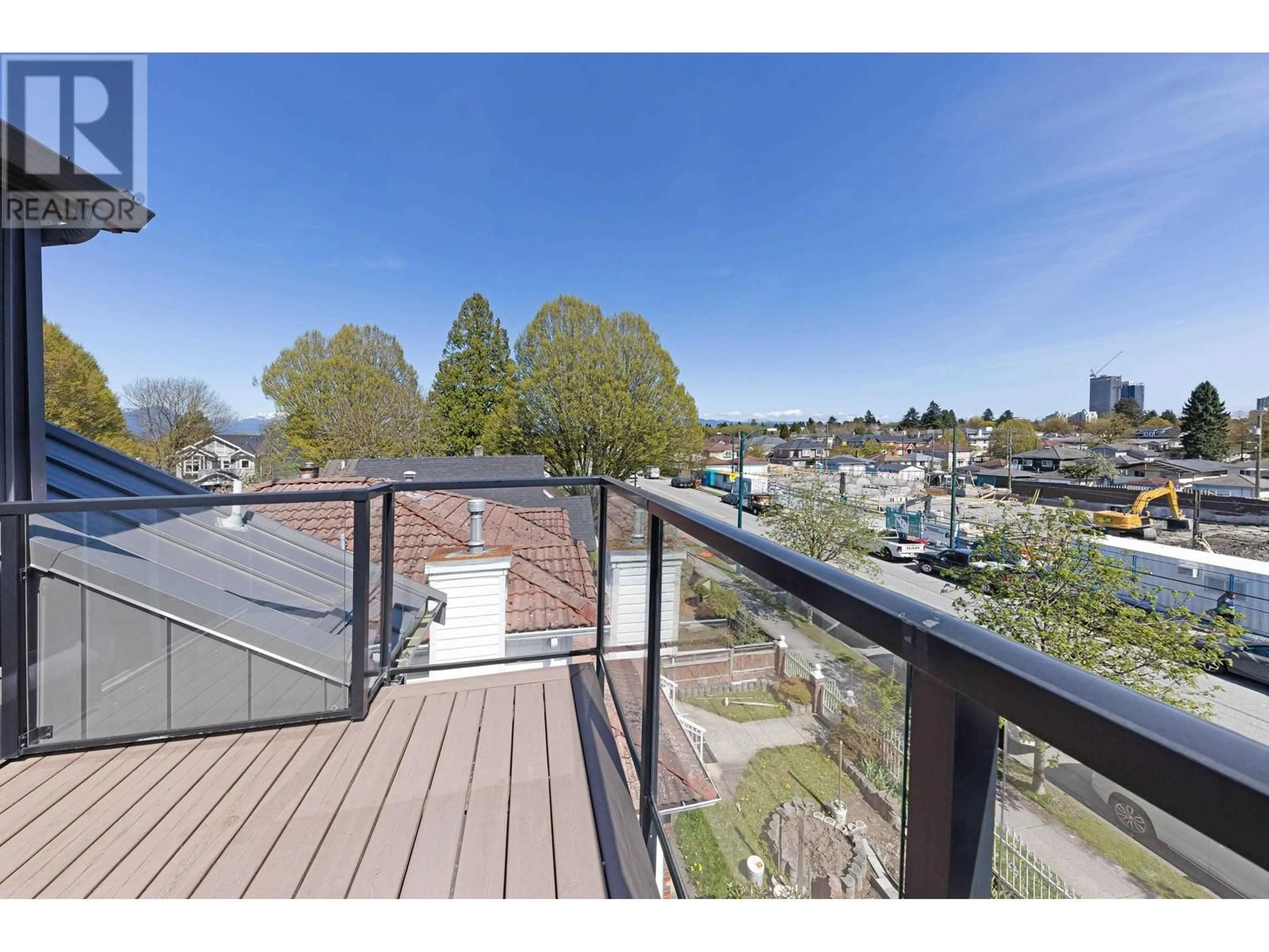 Balcony in the apartment, city buildings view from balcony for 5055 EARLES STREET, Vancouver British Columbia V5R3R8