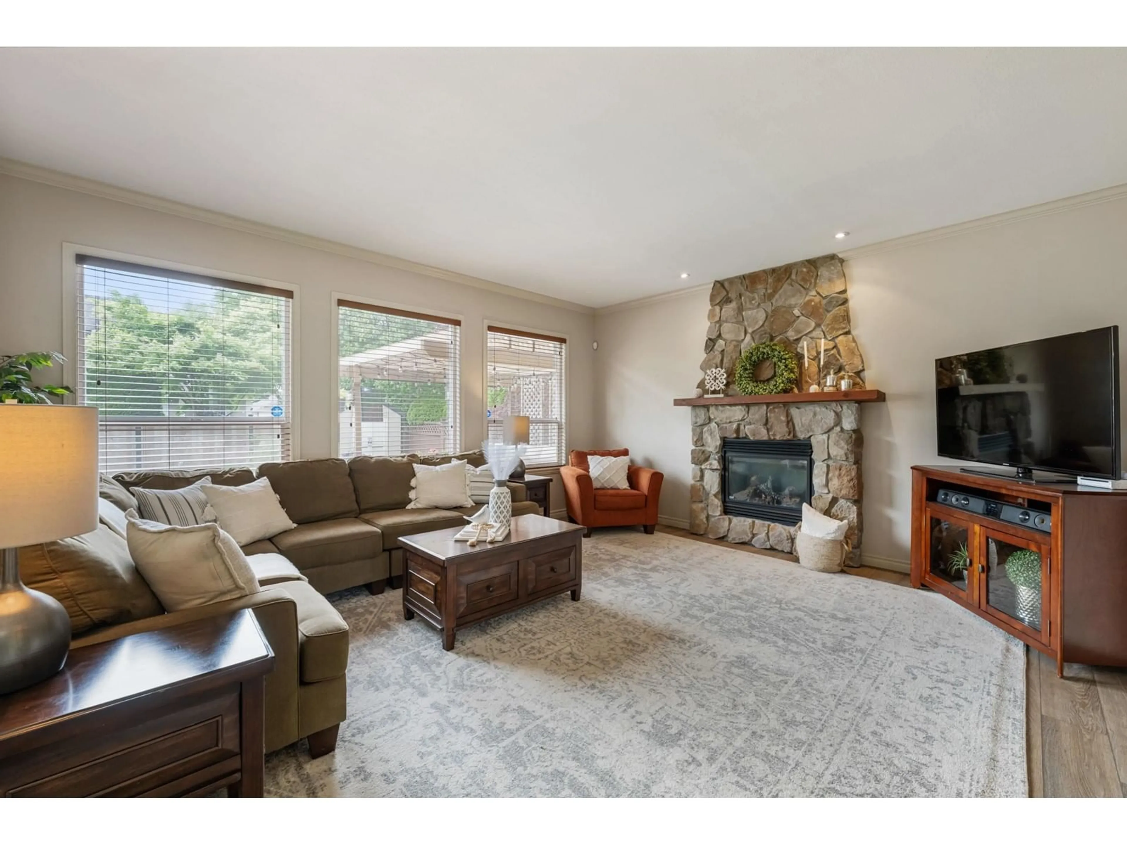 Living room with furniture, unknown for 2867 BOXCAR, Abbotsford British Columbia V4X2S5