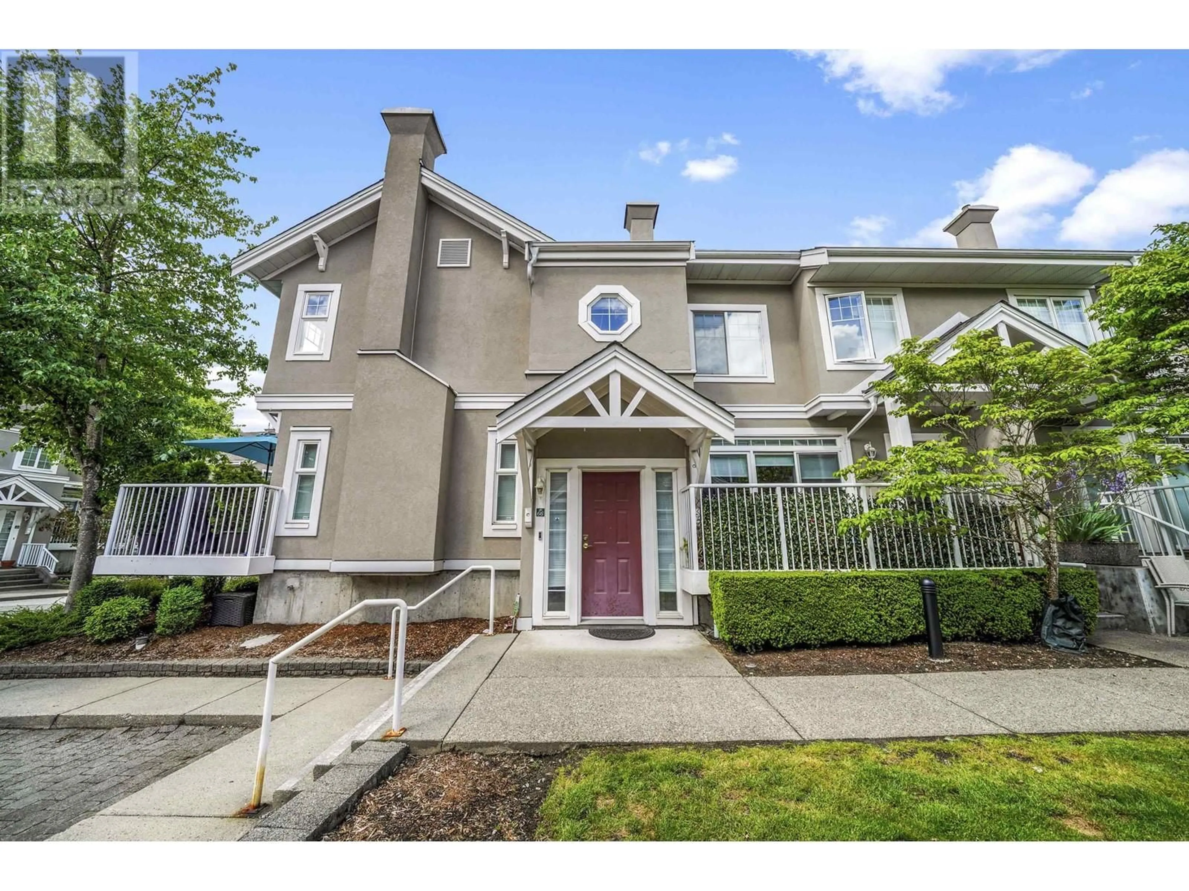 Home with vinyl exterior material, street for 66 - 2422 HAWTHORNE AVENUE, Port Coquitlam British Columbia V3C6K7