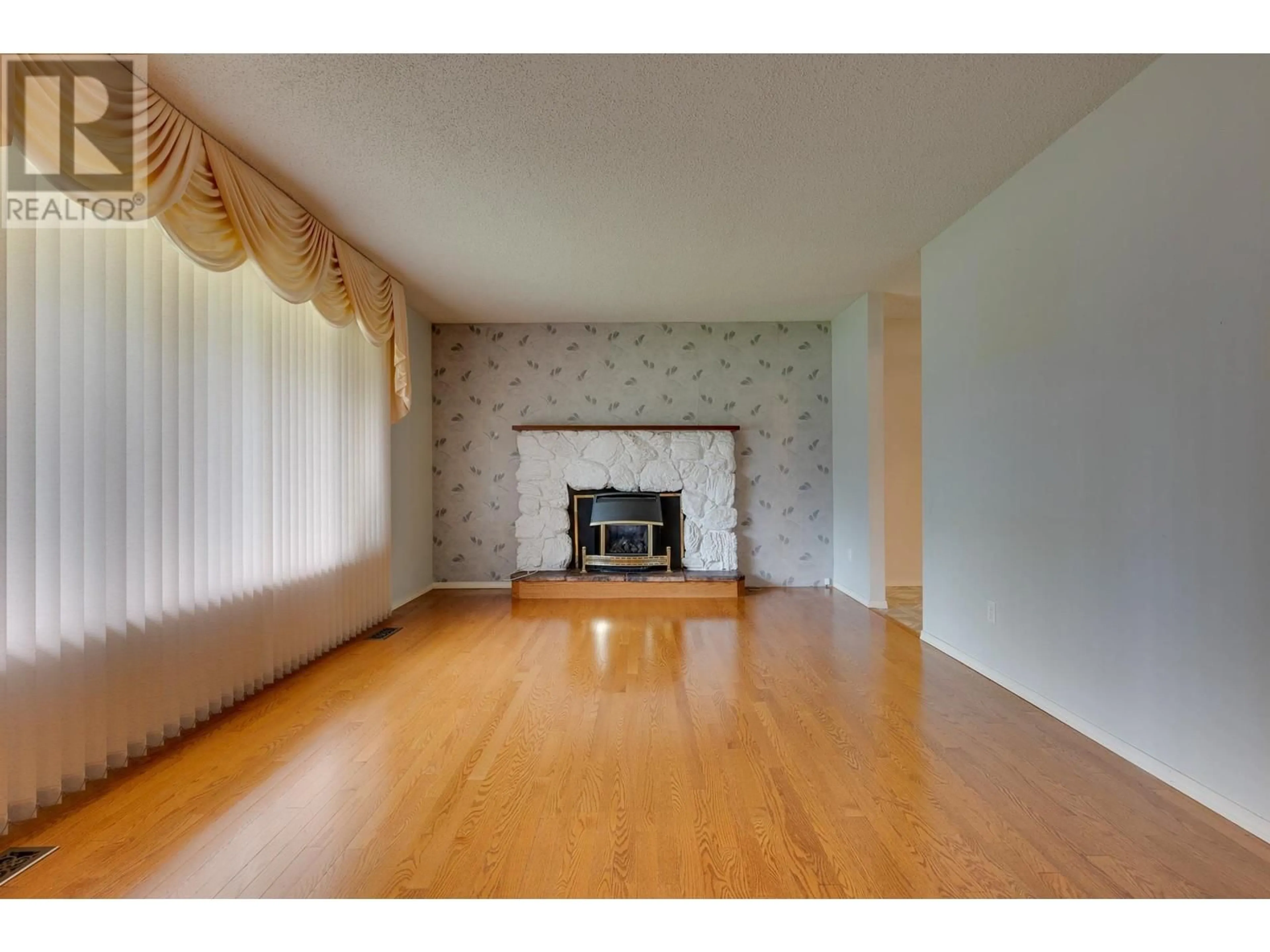 A pic of a room for 2820 KILLARNEY DRIVE, Prince George British Columbia V2K3L1