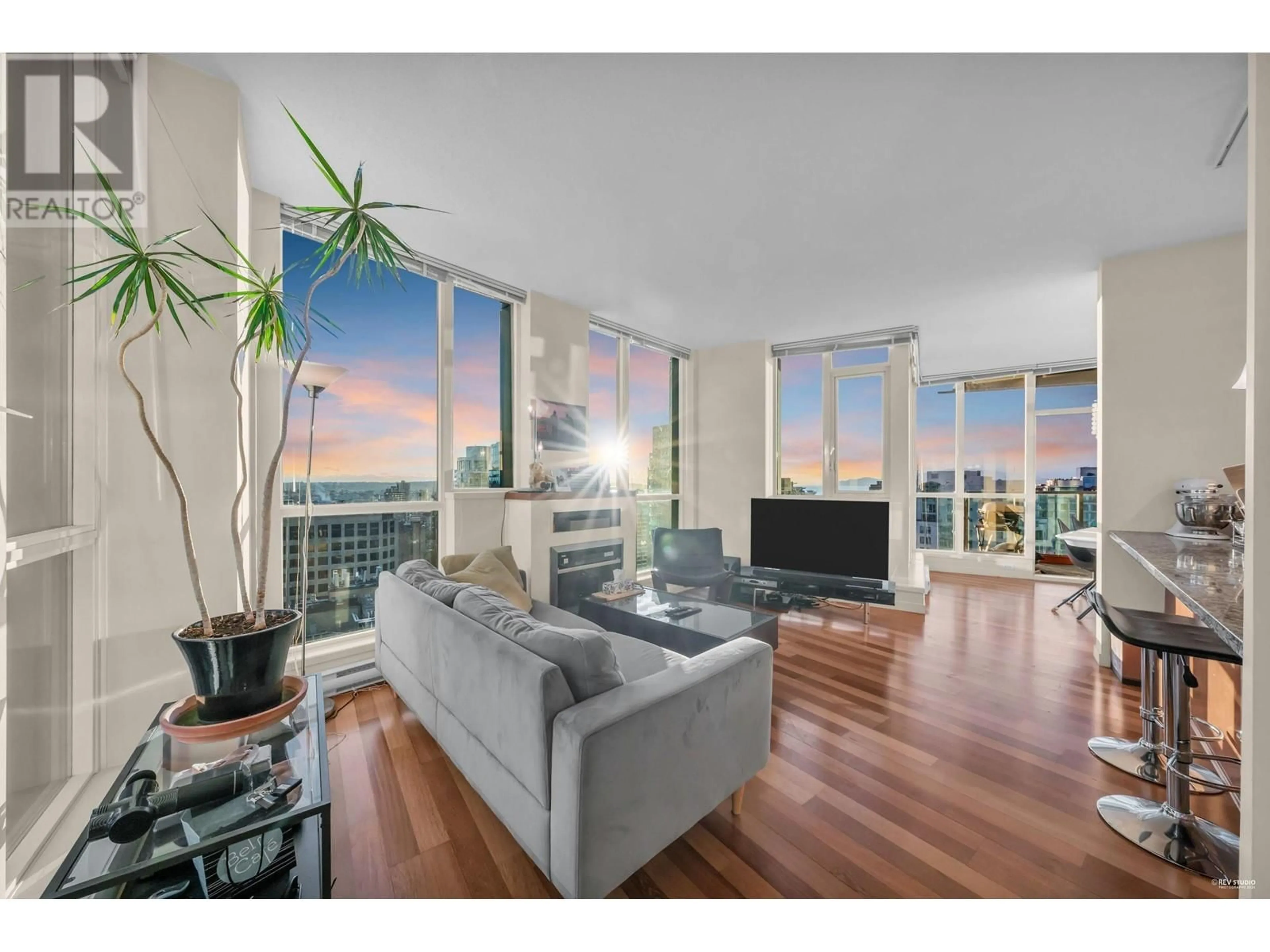 Living room with furniture, unknown for 3404 - 1189 MELVILLE STREET, Vancouver British Columbia V6E4T8