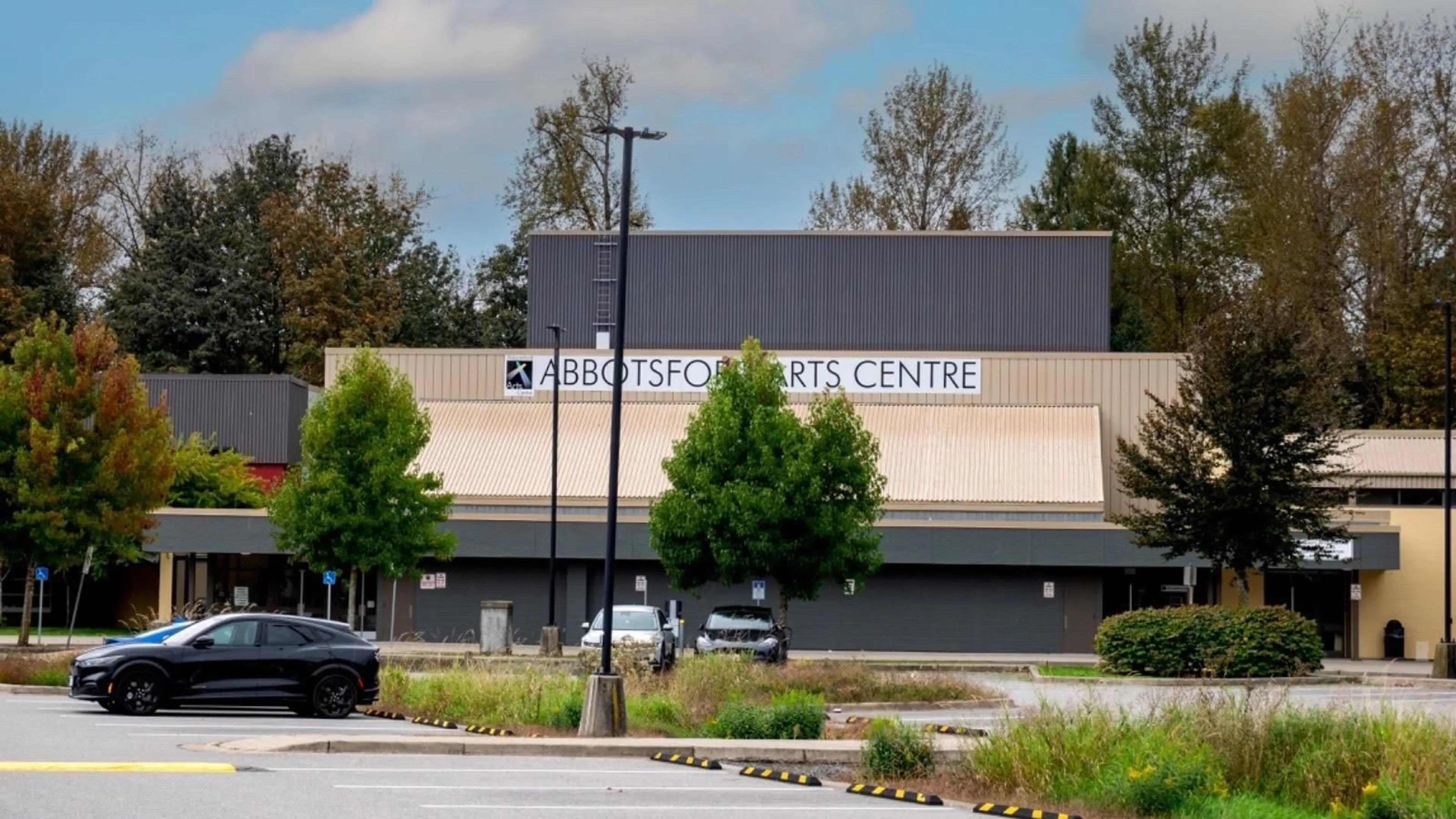 Unknown for 2 - 2360 CRESCENT, Abbotsford British Columbia V2S3M2