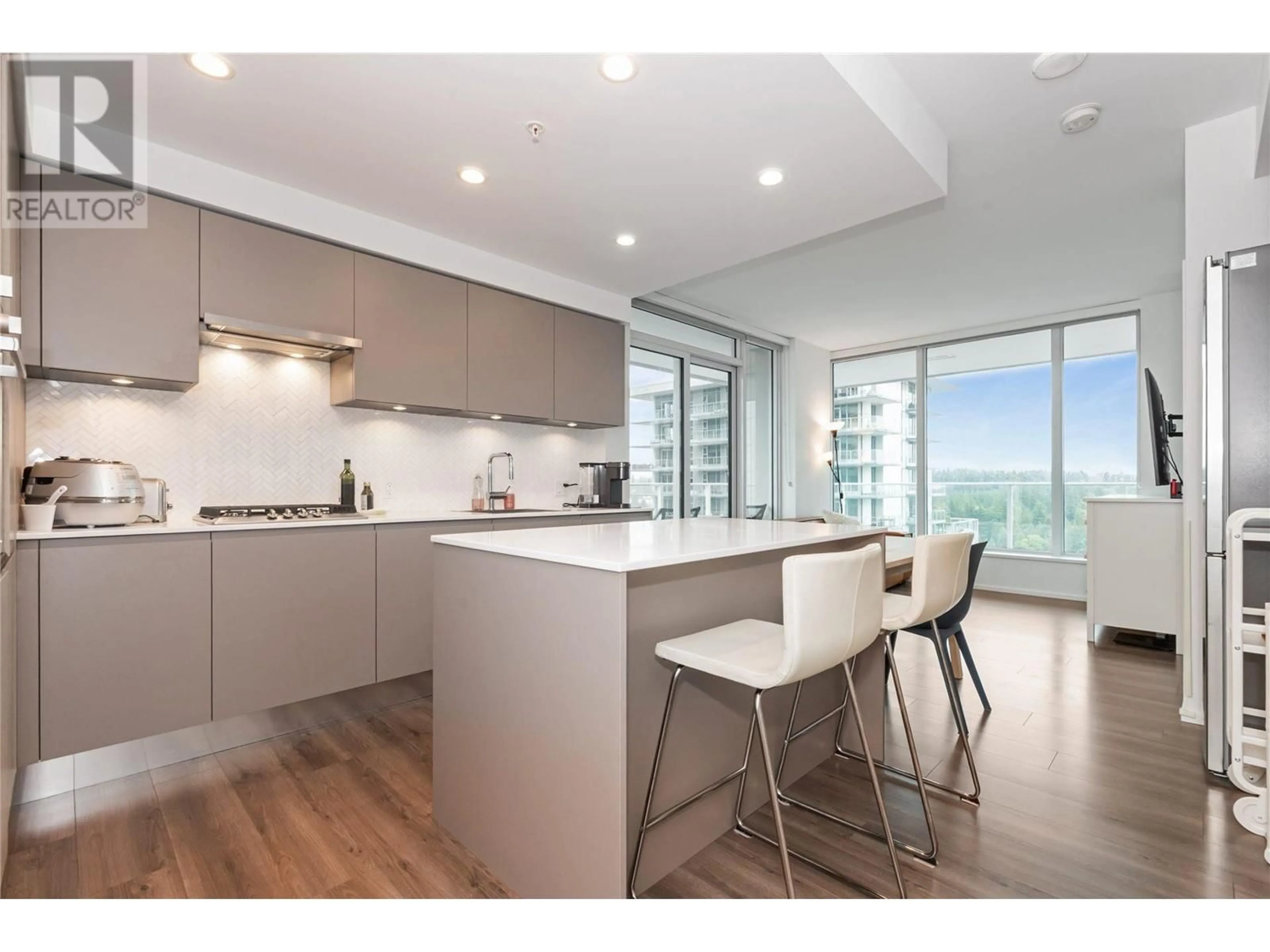 Open concept kitchen, unknown for 2801 - 3833 EVERGREEN PLACE, Burnaby British Columbia V3J0M2