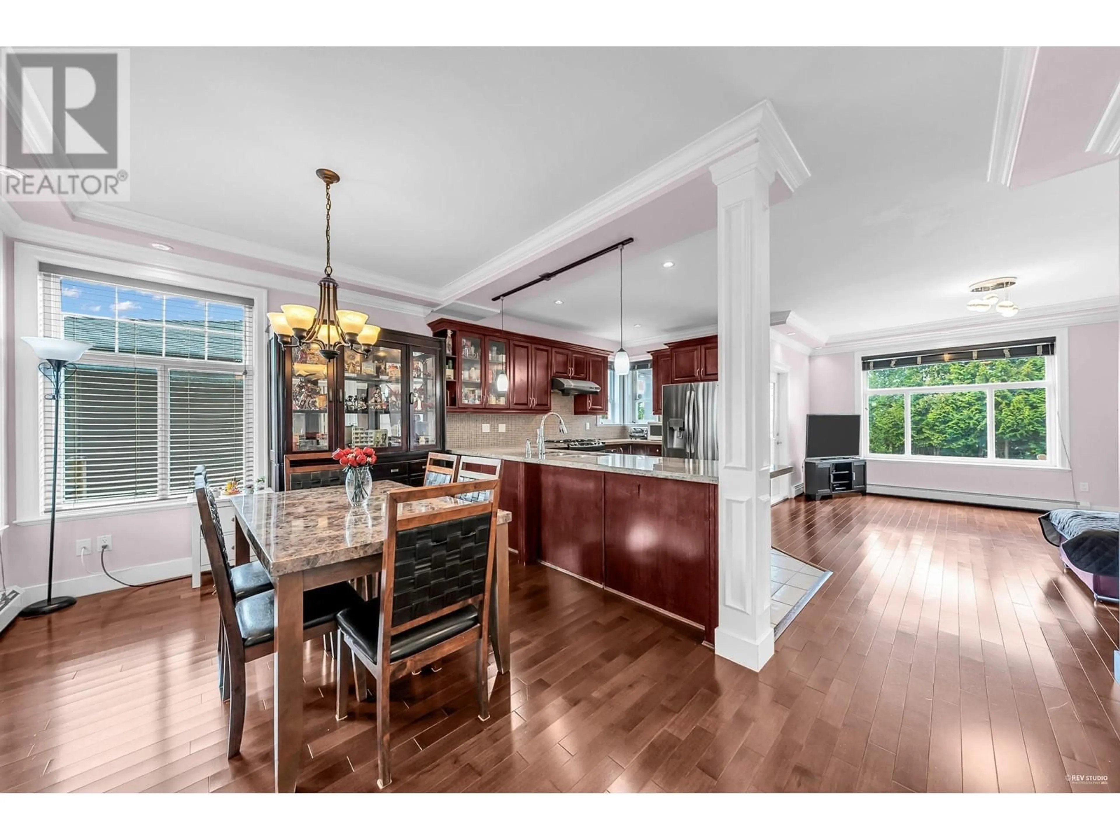 Open concept kitchen, unknown for 1052 CHARLAND AVENUE, Coquitlam British Columbia V3K3K9