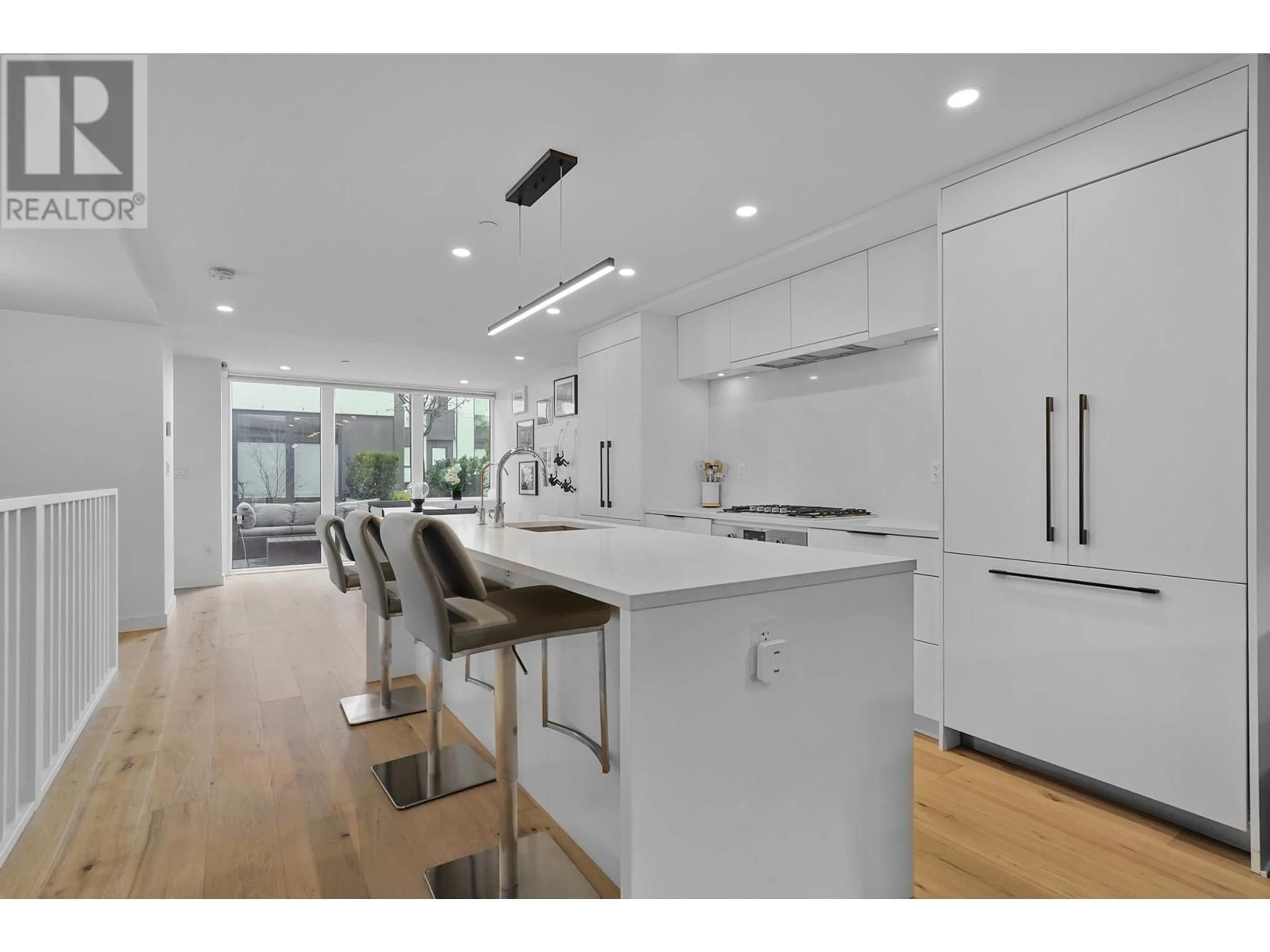 Open concept kitchen, unknown for 101 - 649 3RD STREET, North Vancouver British Columbia V7L1G6