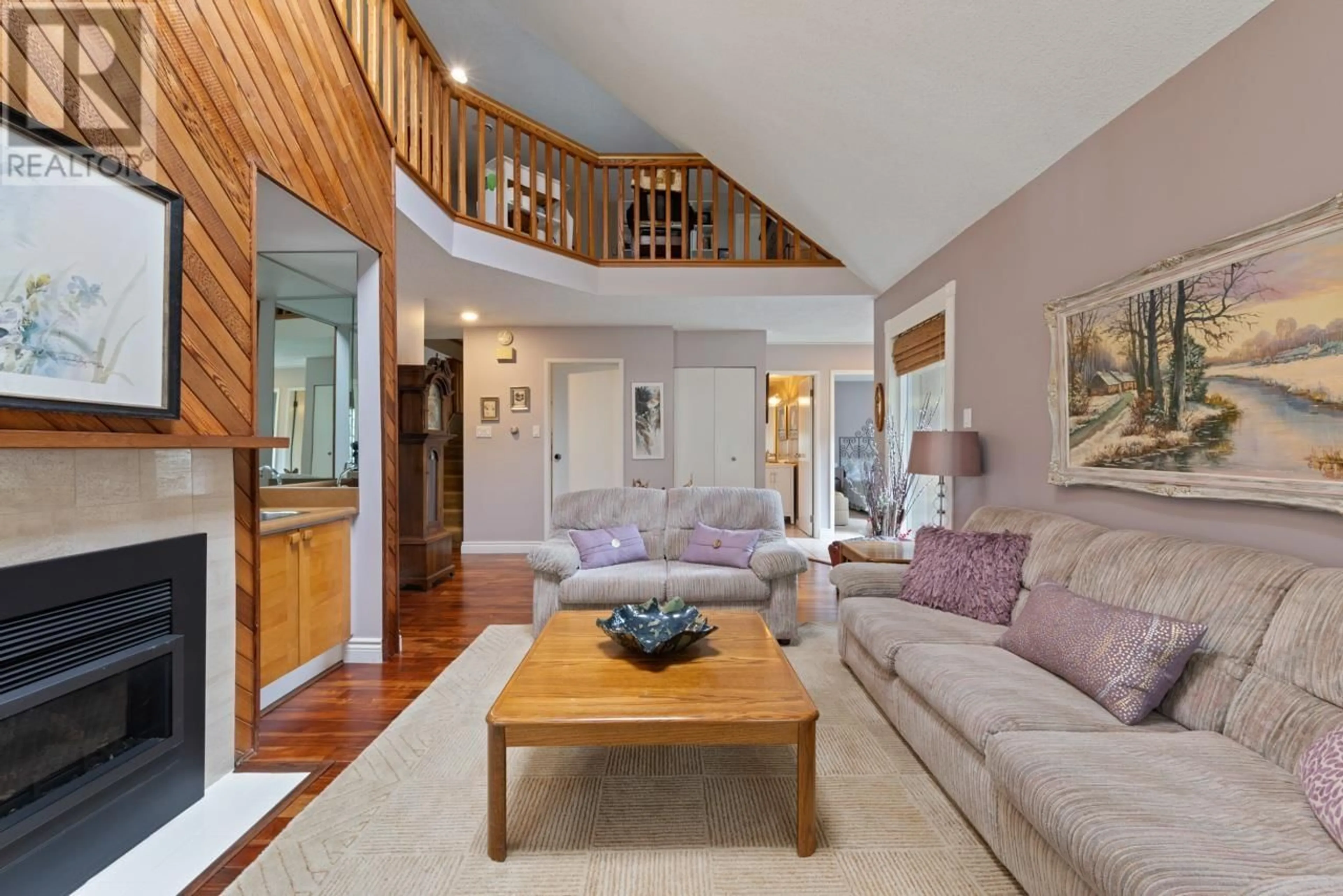 Living room with furniture, unknown for 3673 BORHAM CRESCENT, Vancouver British Columbia V5S3X2