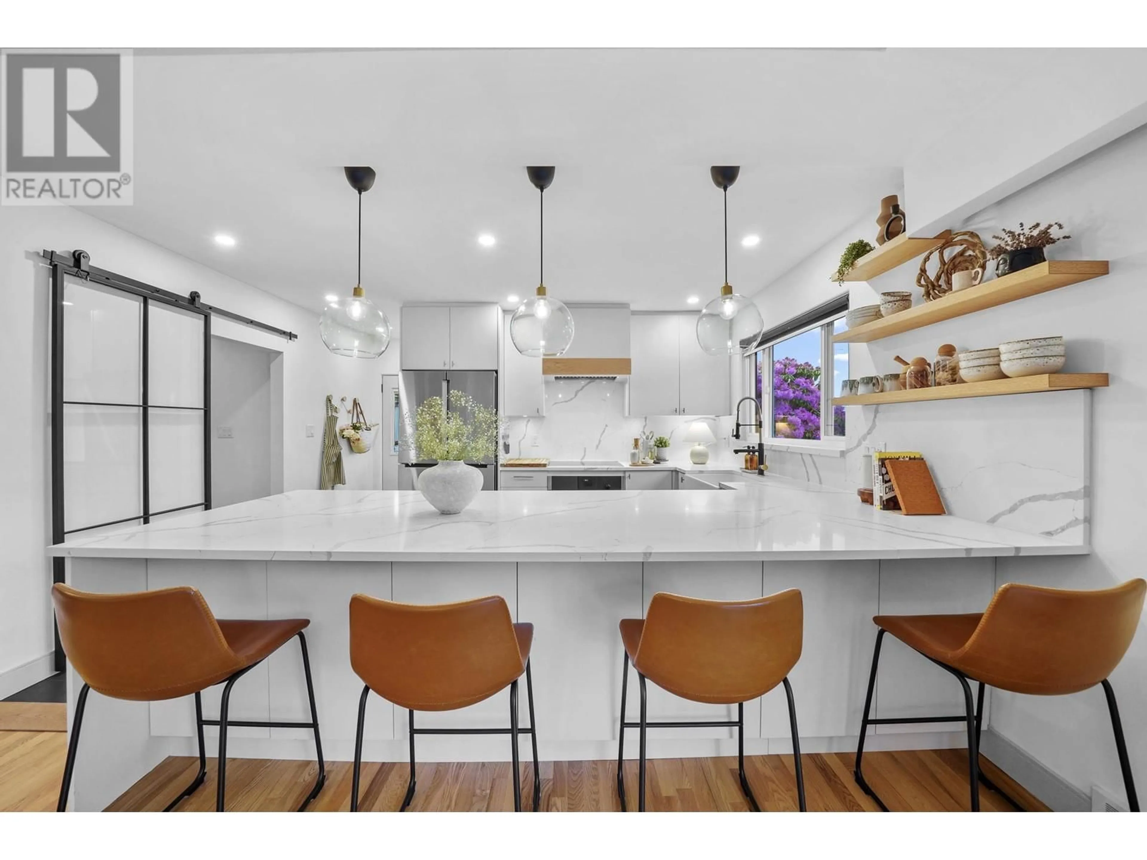 Contemporary kitchen, ceramic/tile floor for 809 BURNABY STREET, New Westminster British Columbia V3L4V8