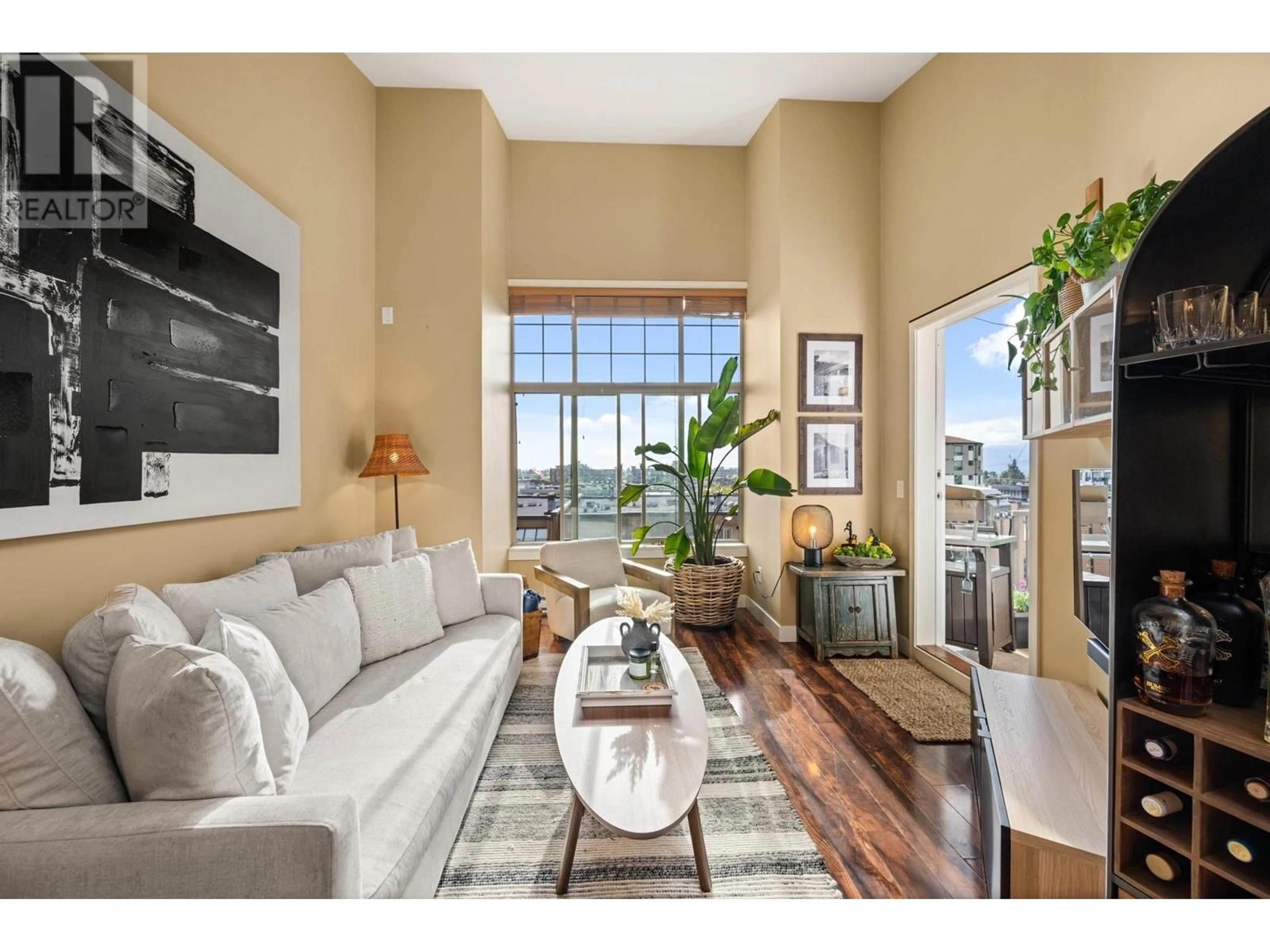 Living room with furniture, unknown for 410 - 11887 BURNETT STREET, Maple Ridge British Columbia V2X6P6