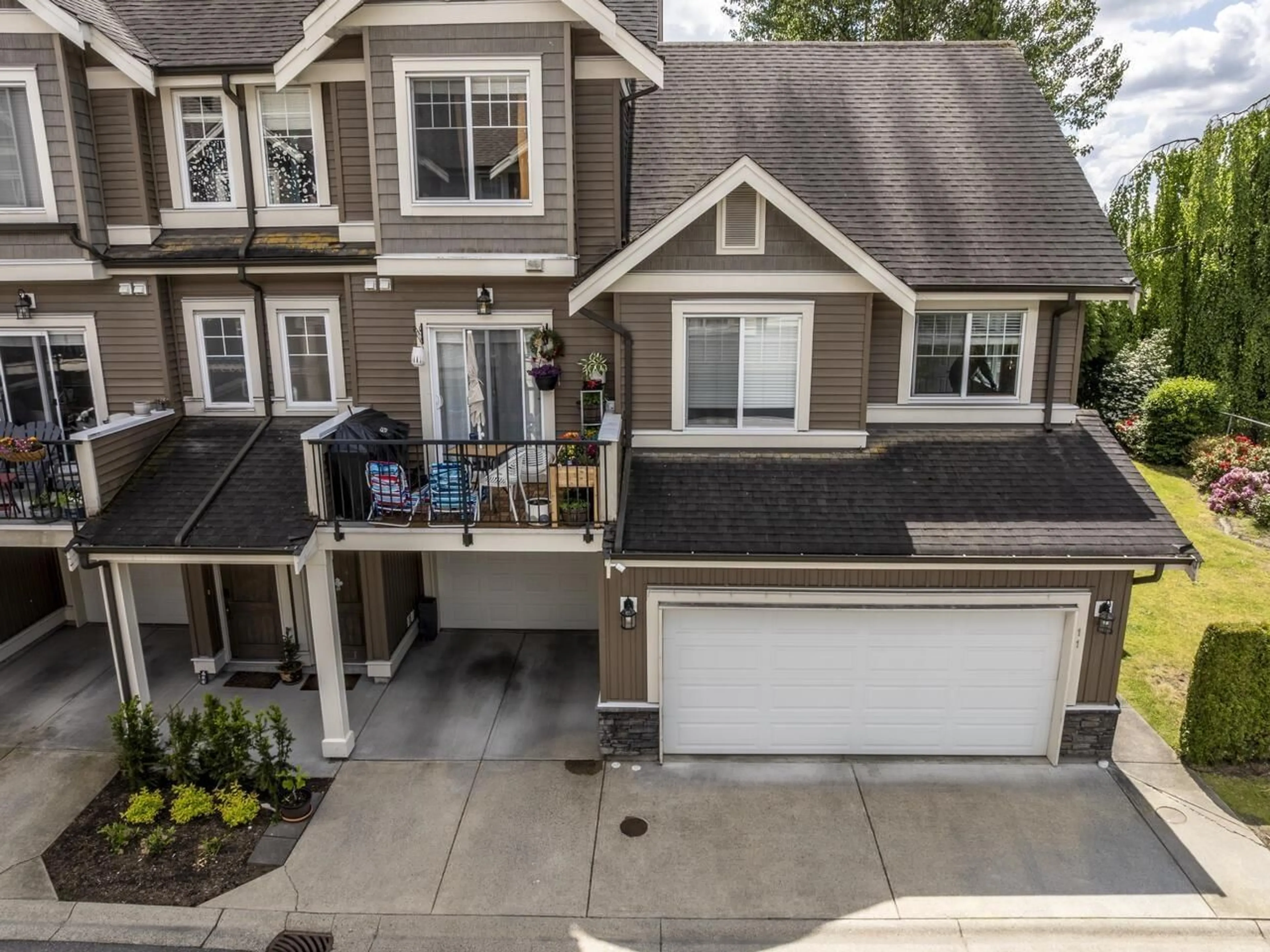 Home with vinyl exterior material, street for 11 - 32792 LIGHTBODY, Mission British Columbia V4S1A1