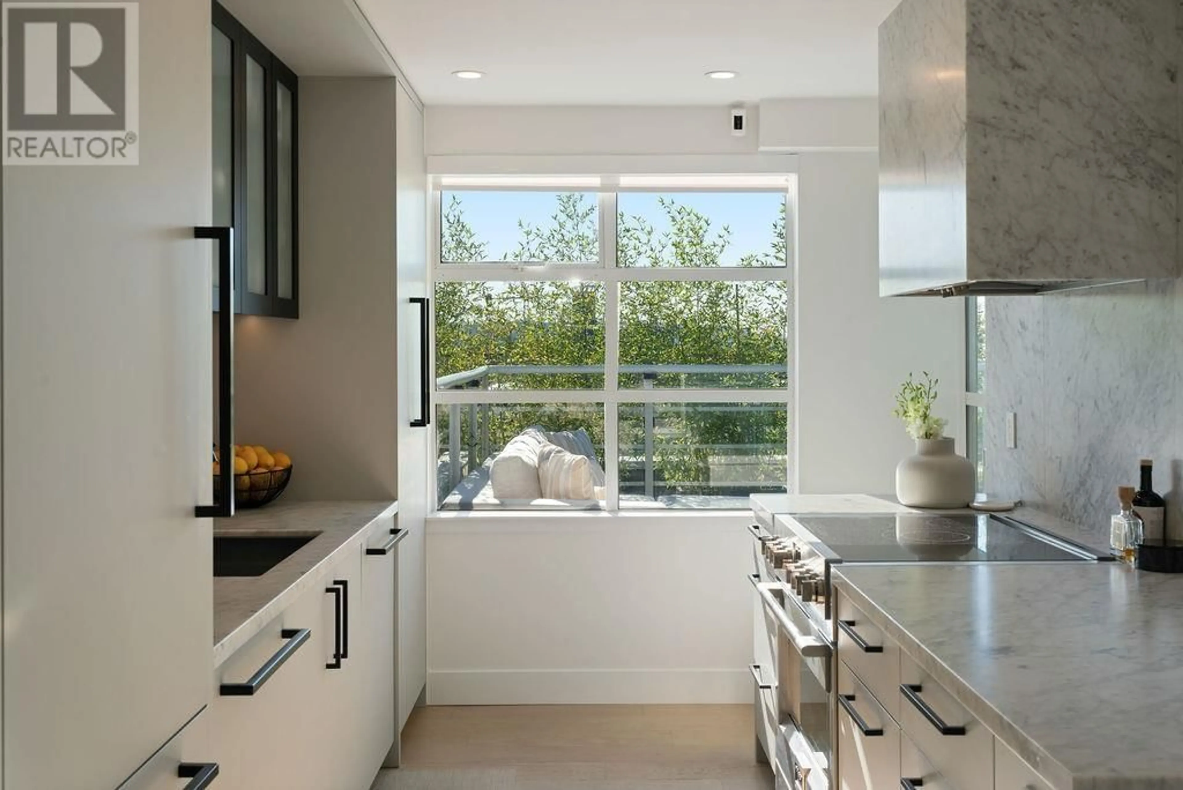 Contemporary kitchen, ceramic/tile floor for PH 403 - 2525 4 AVENUE, Vancouver British Columbia V6K1P5
