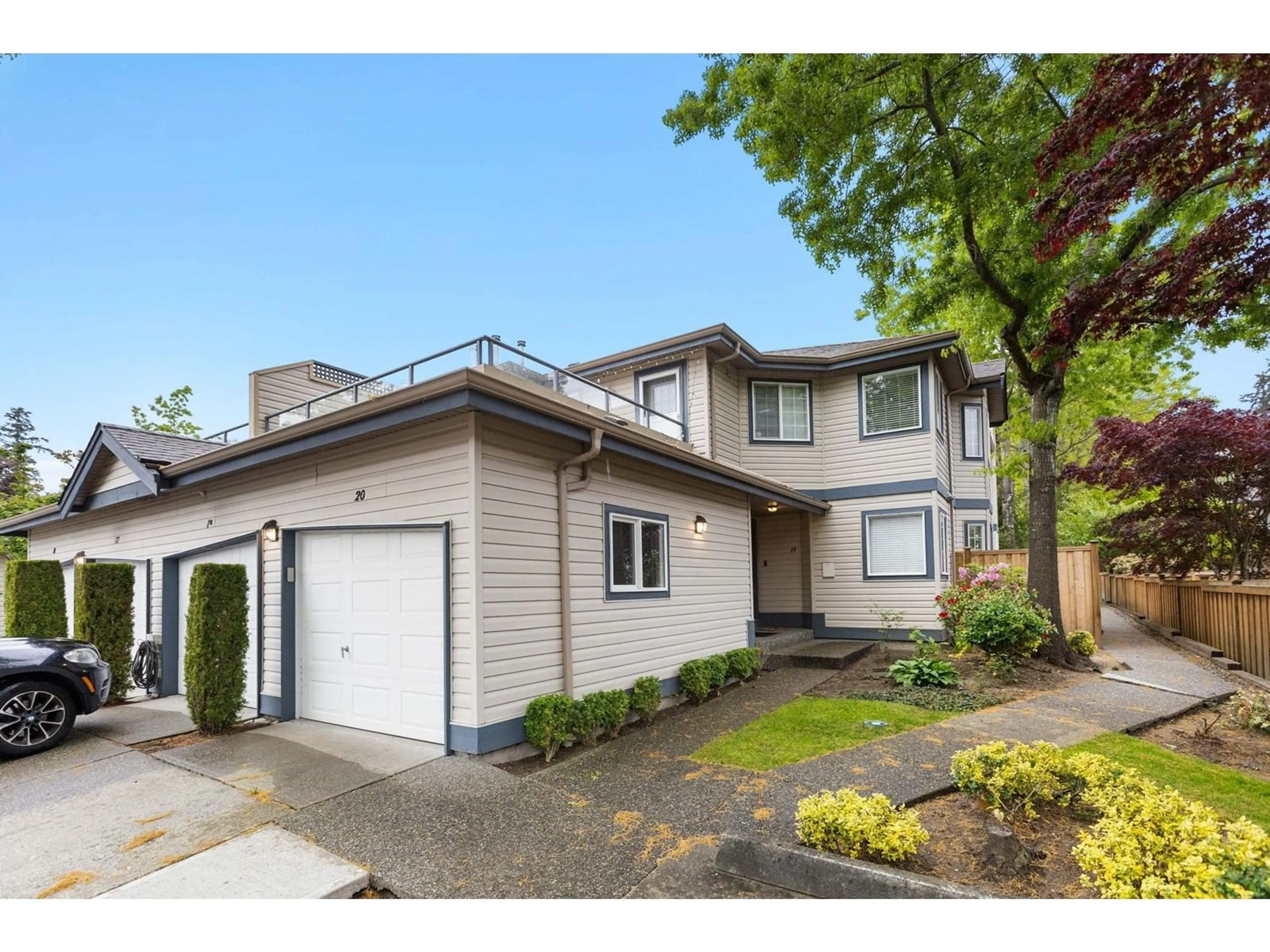 Home with vinyl exterior material, street for 20 - 8338 158, Surrey British Columbia V4N0R3
