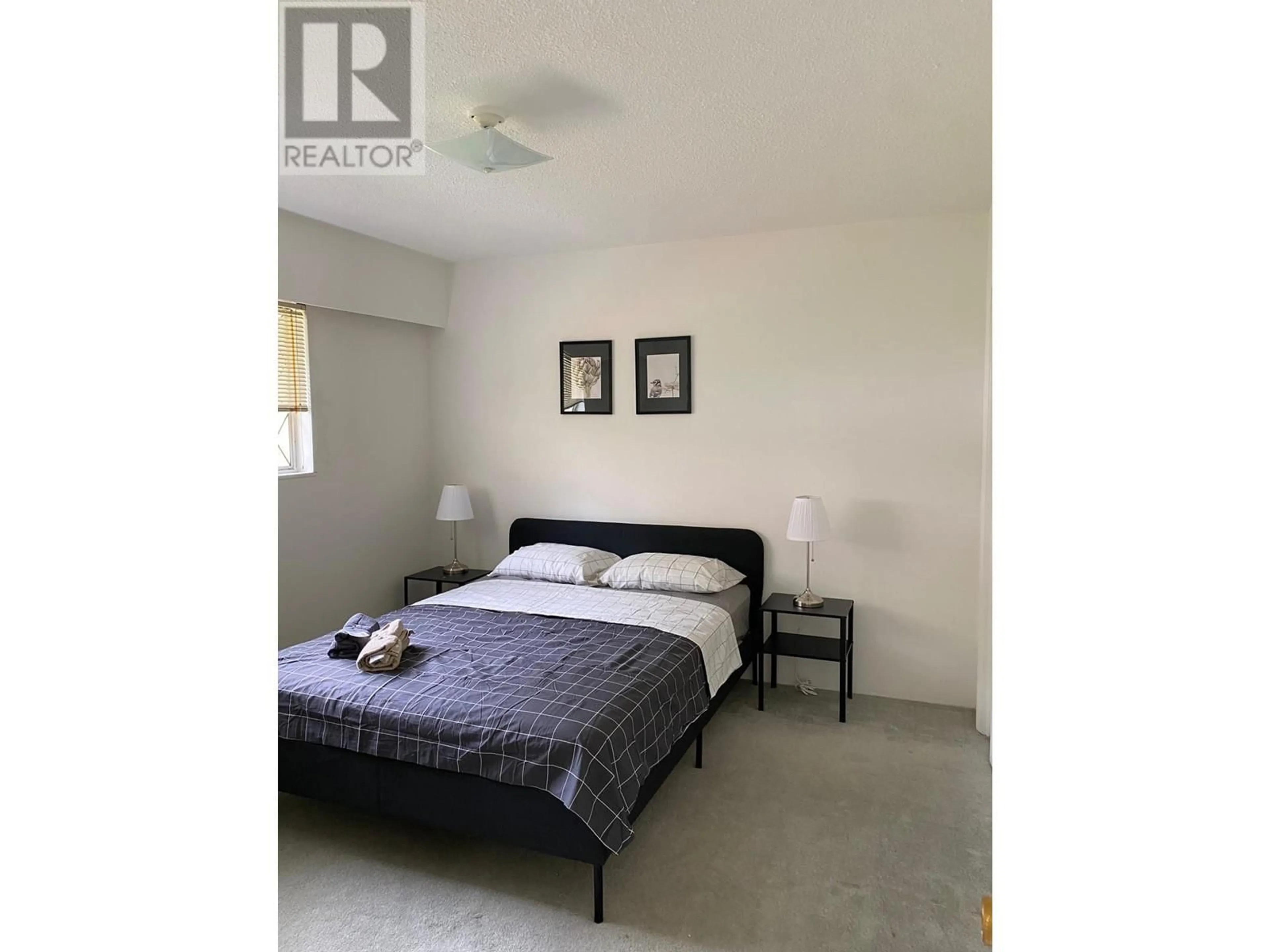 A pic of a room for 653 22ND STREET, North Vancouver British Columbia V7L3E1