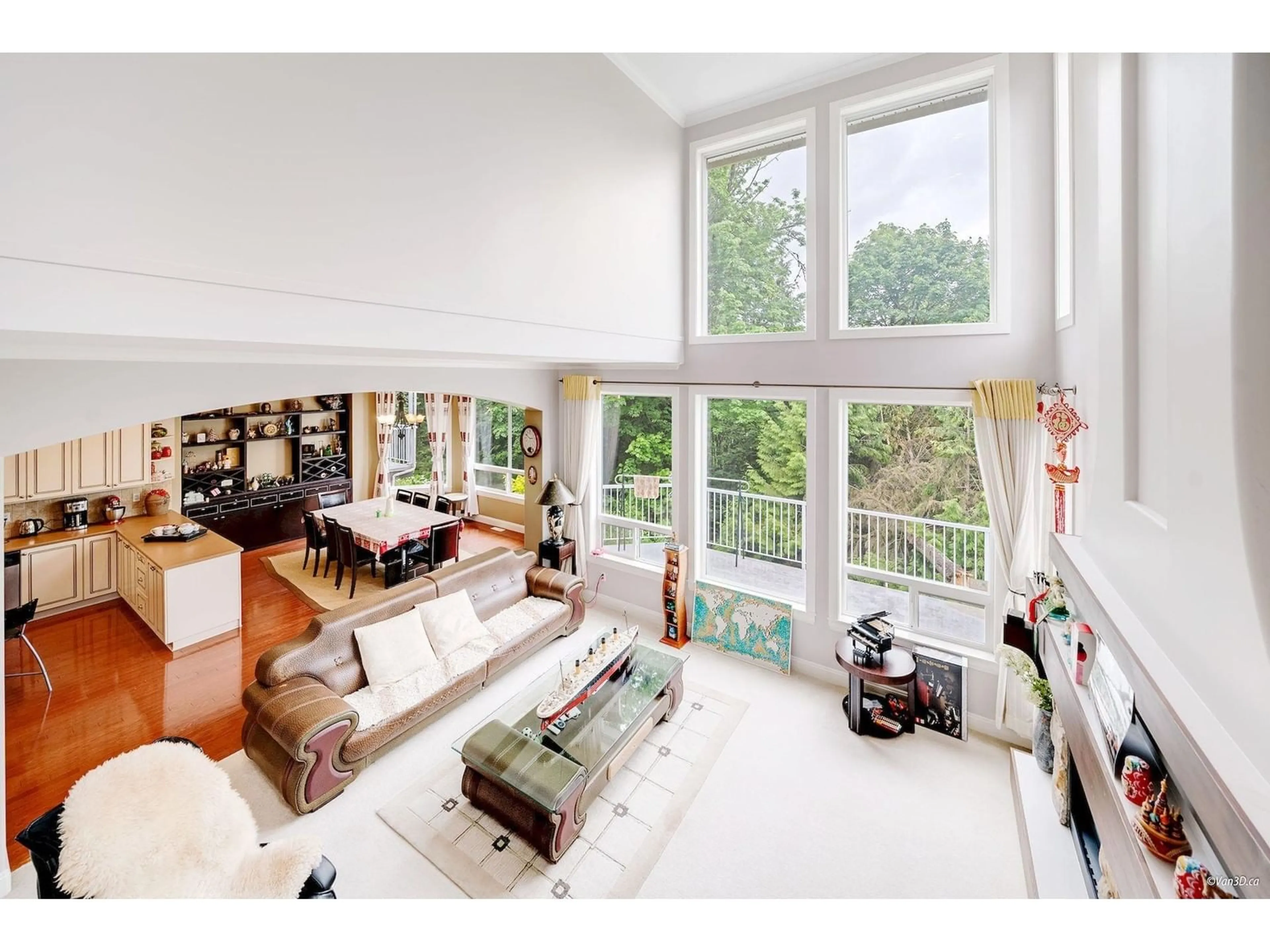 Living room with furniture, unknown for 11353 154A, Surrey British Columbia V3R2V7