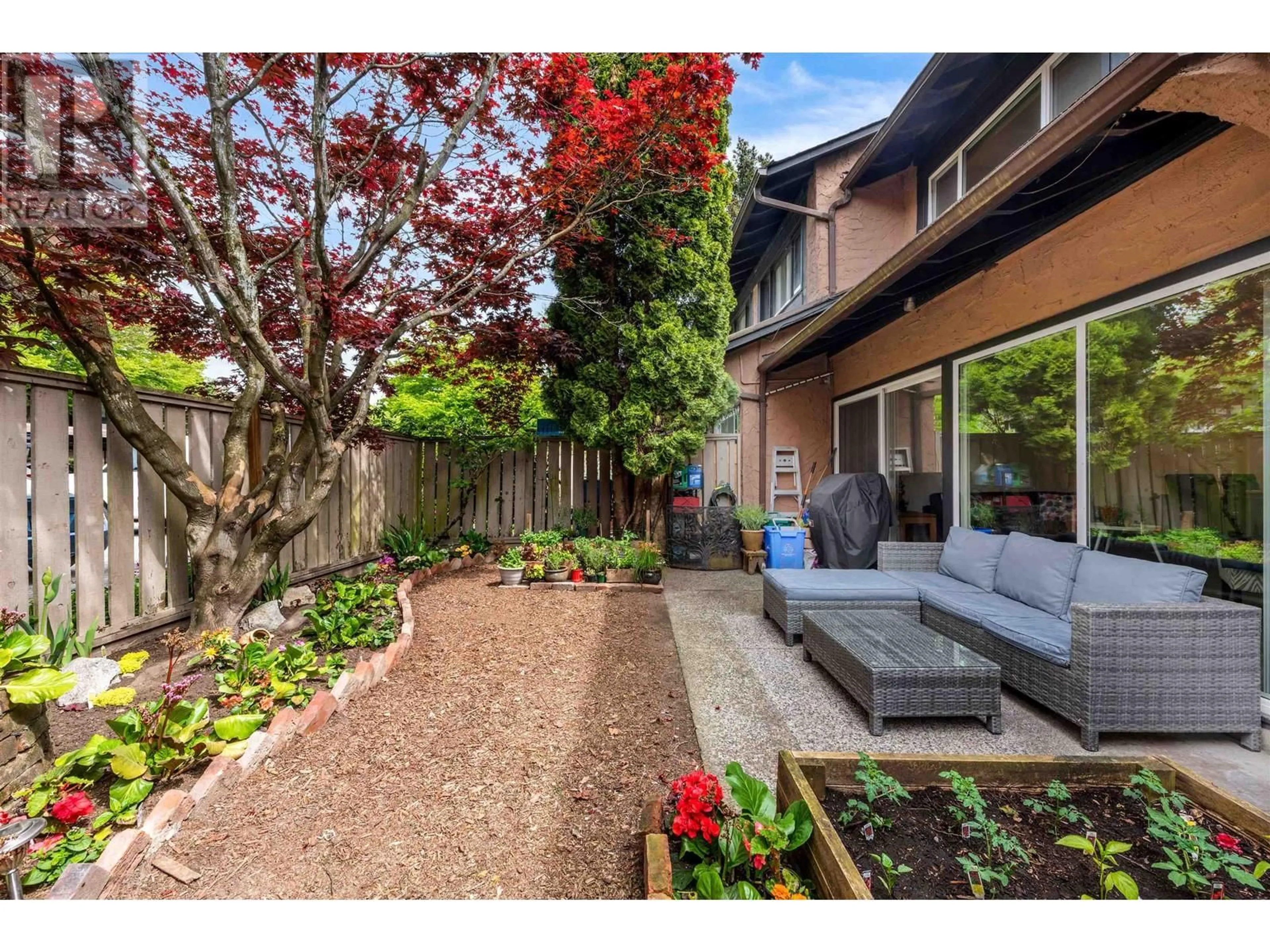 Patio, street for 87 - 10620 NO 4 ROAD, Richmond British Columbia V7A2Z7