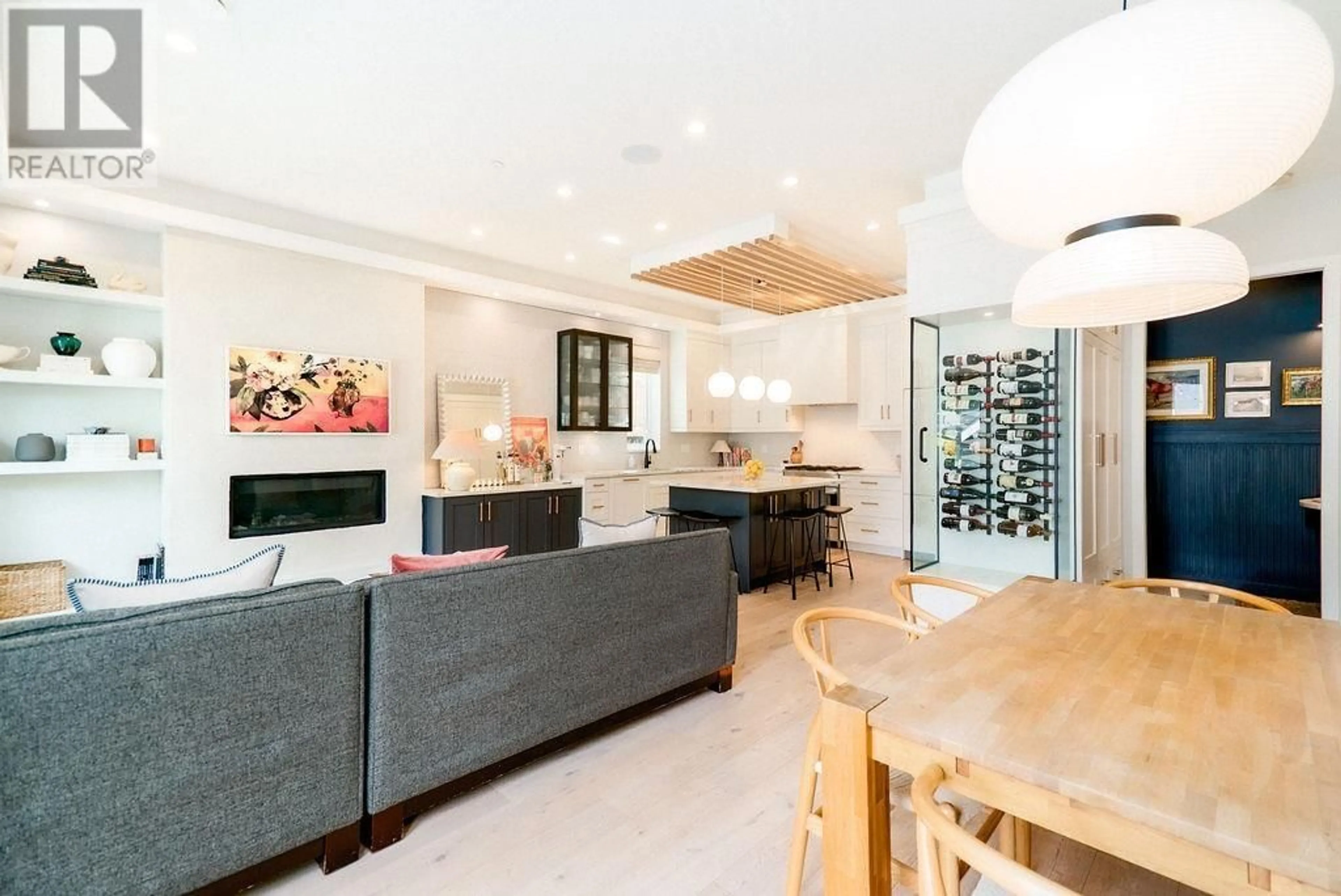 Open concept kitchen, unknown for 1953 4TH AVENUE, Vancouver British Columbia V5N1K3