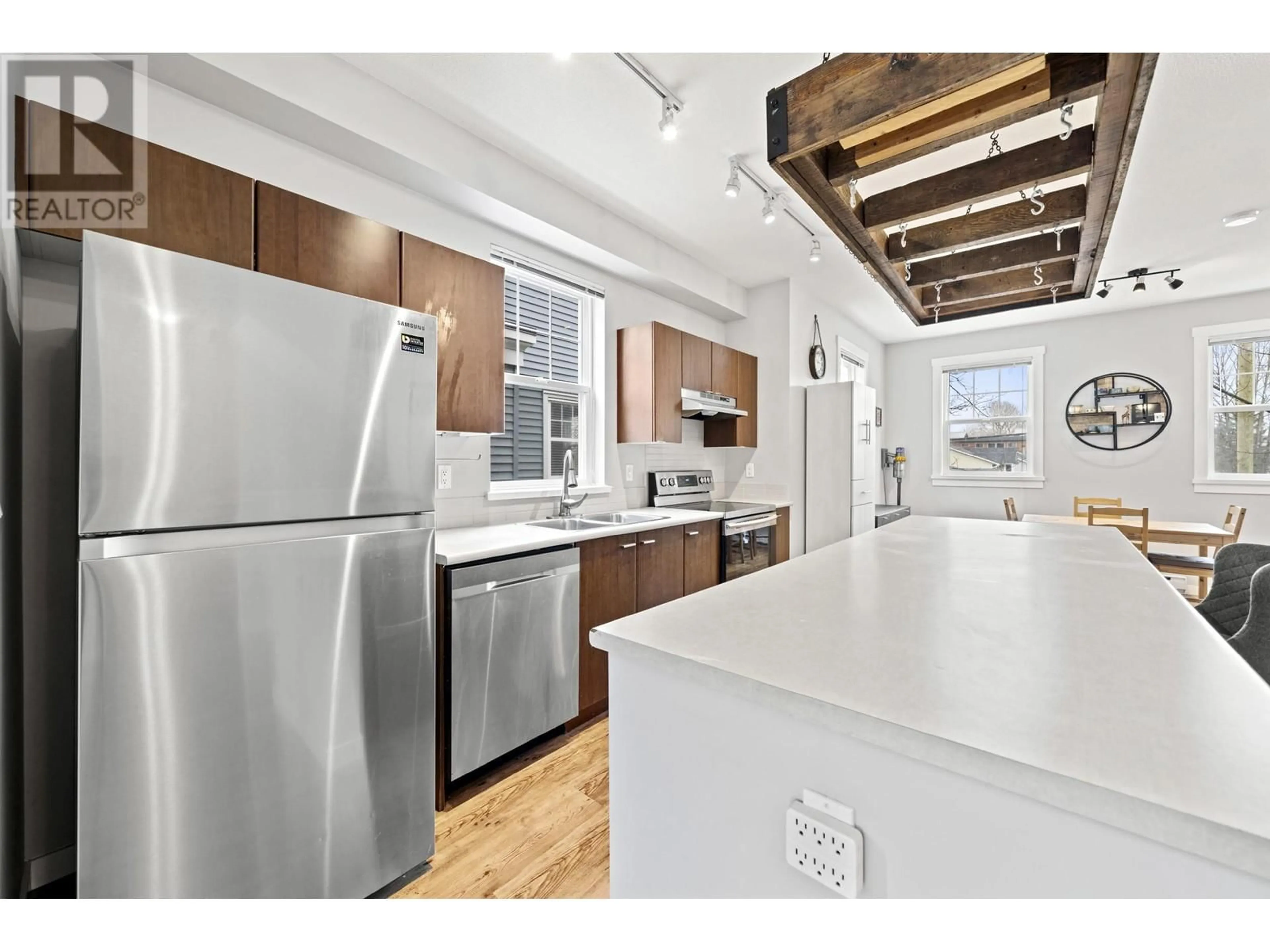 Open concept kitchen, unknown for 73 - 19572 FRASER WAY, Pitt Meadows British Columbia V3Y0A9