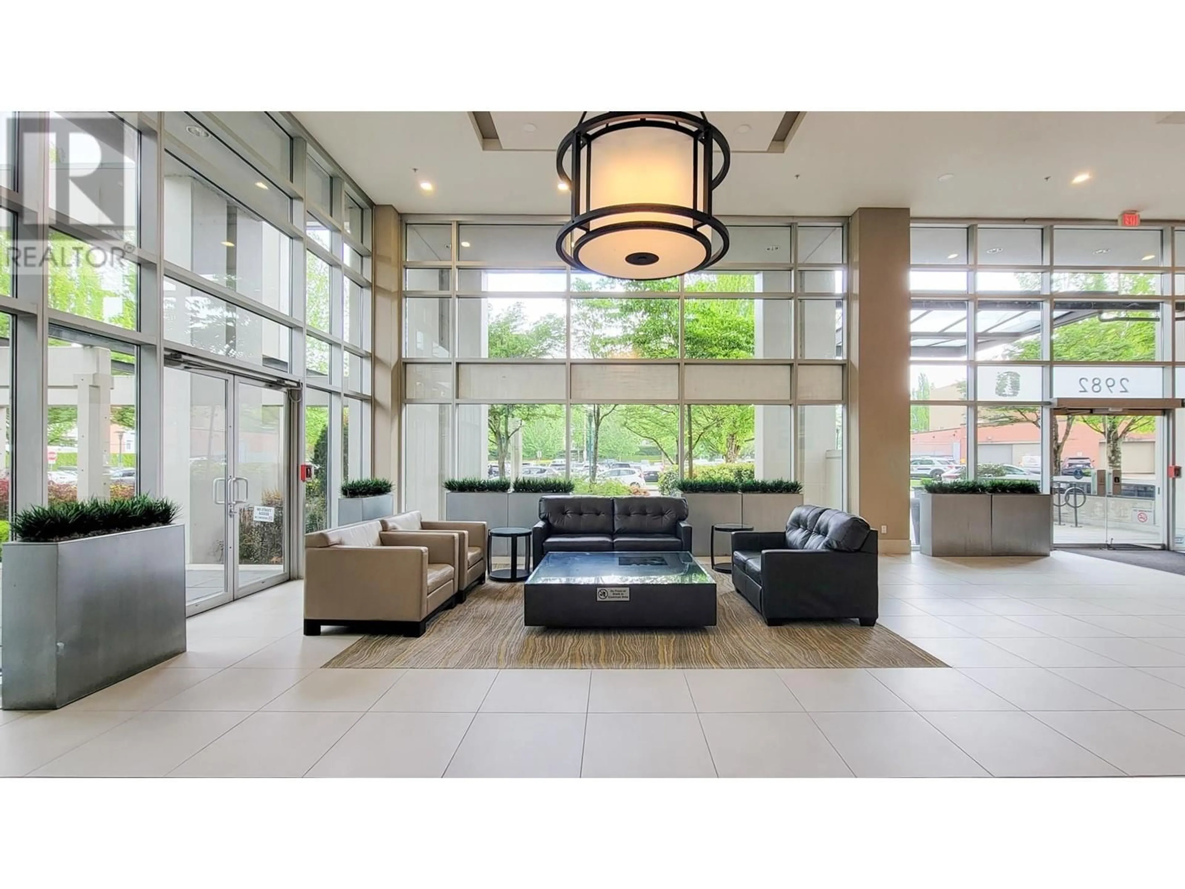 Lobby for 1805 - 2982 BURLINGTON DRIVE, Coquitlam British Columbia V3B0B3