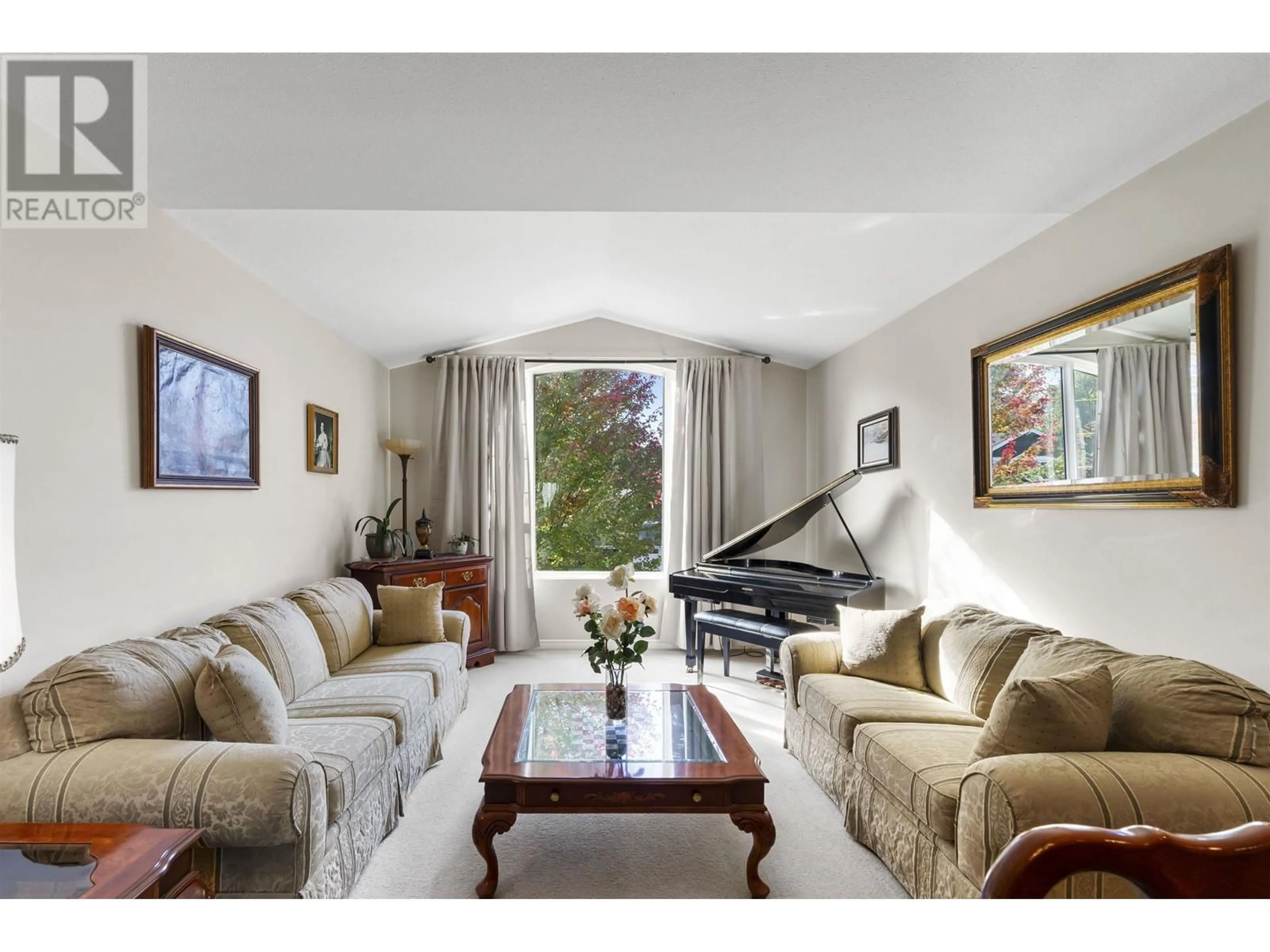 Living room with furniture, unknown for 23887 117B AVENUE, Maple Ridge British Columbia V4R2V6