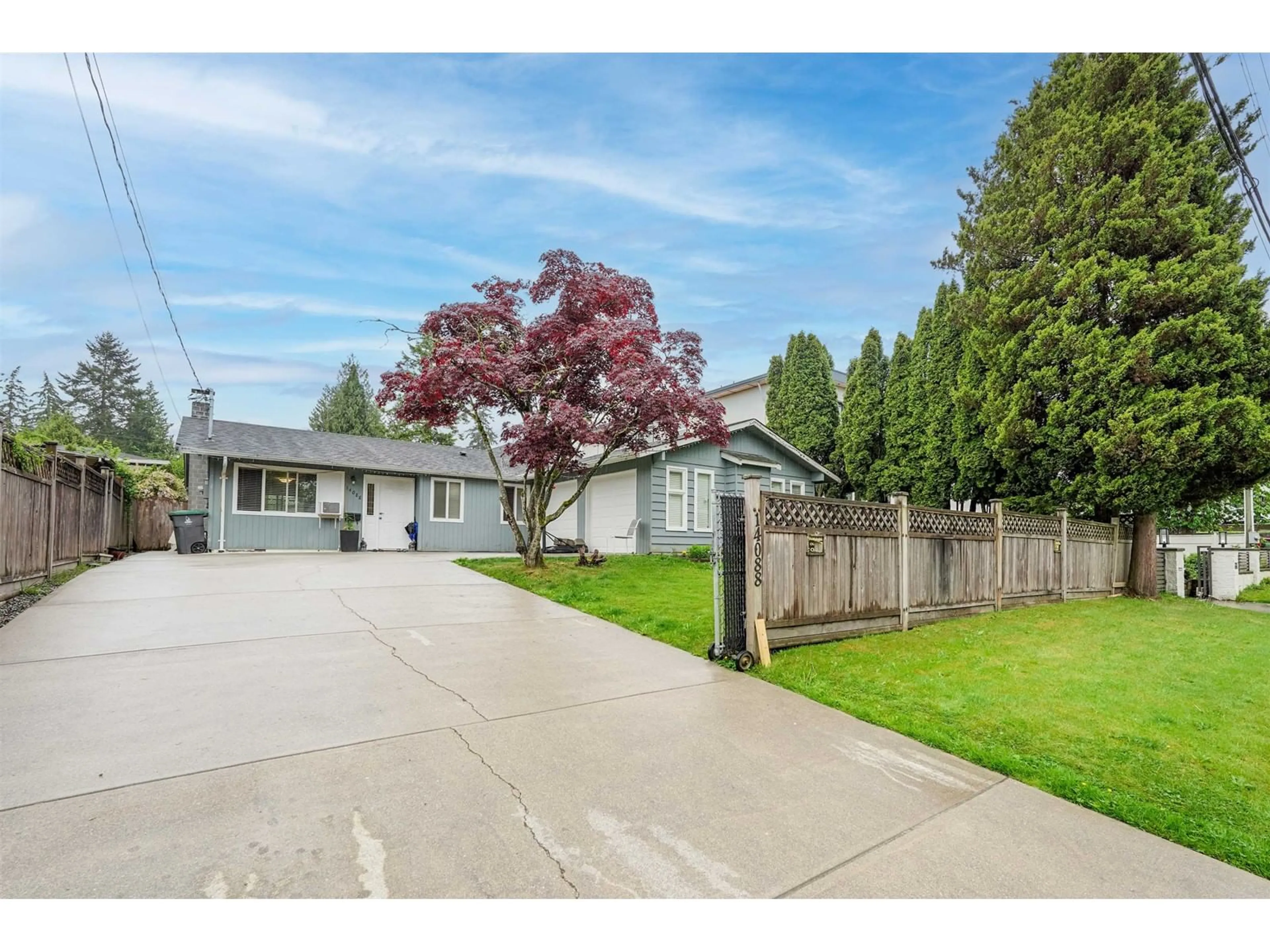 A pic from outside/outdoor area/front of a property/back of a property/a pic from drone, street for 14088 78, Surrey British Columbia V3W2Y1