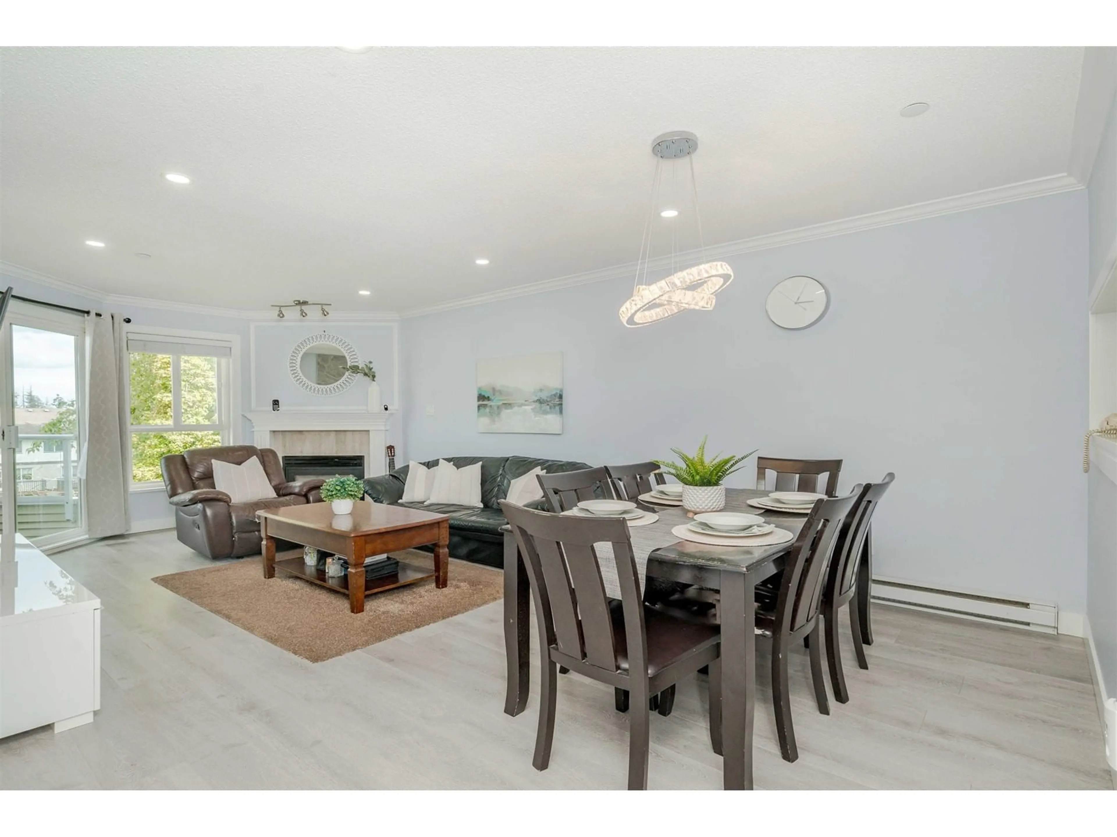 Dining room, unknown for 312 - 16137 83, Surrey British Columbia V4N0N1