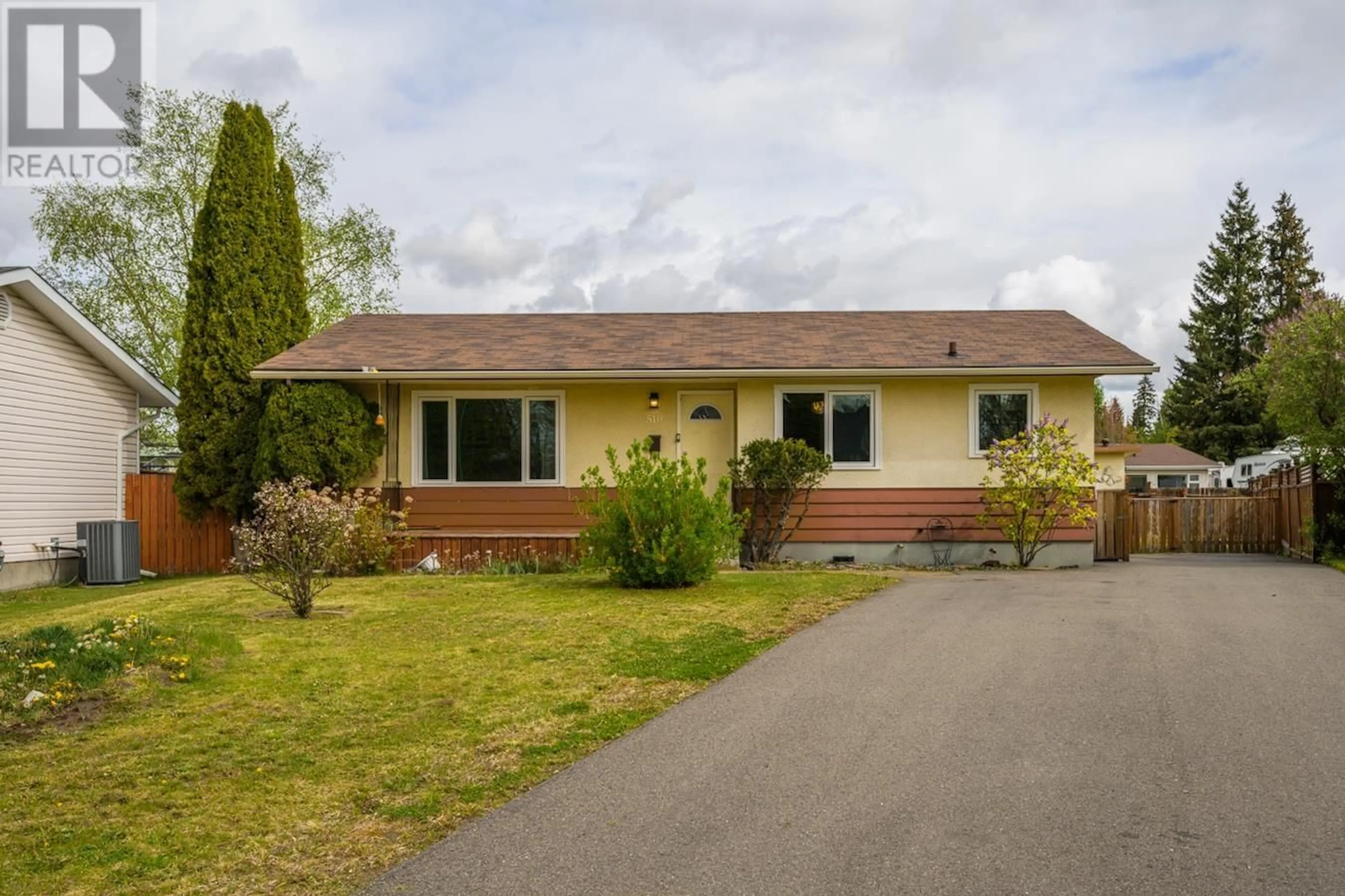 Home with vinyl exterior material, street for 510 RUNNALLS AVENUE, Prince George British Columbia V2N1Y9
